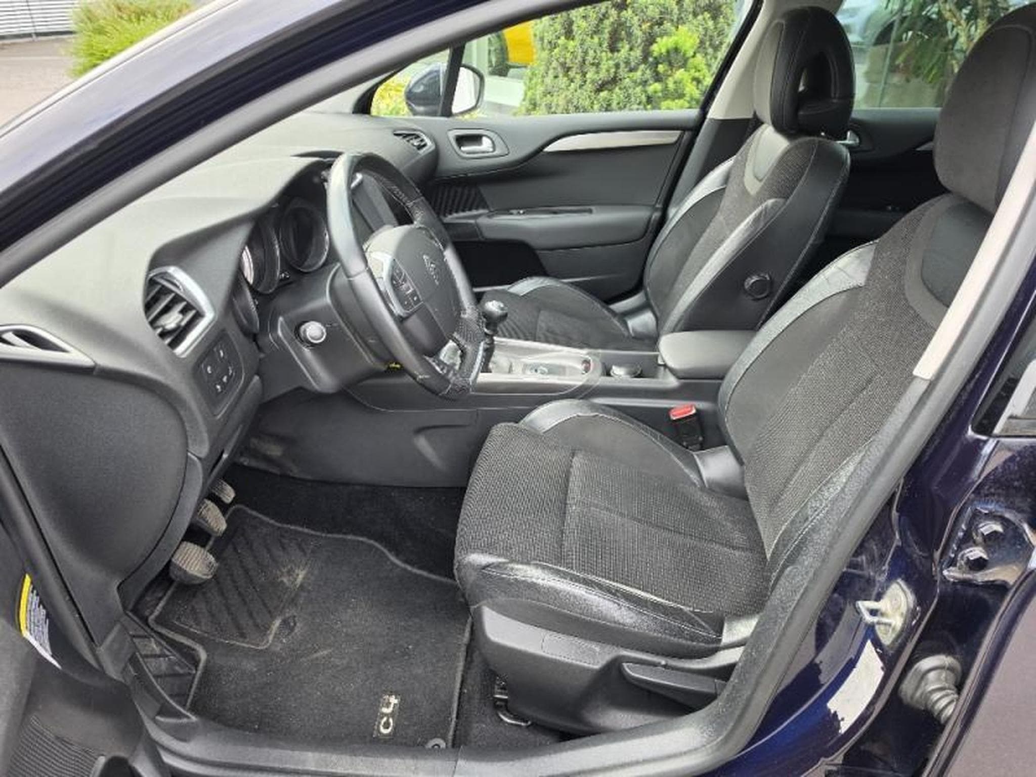 Citroen C4 Shine (2016) - Photo 6