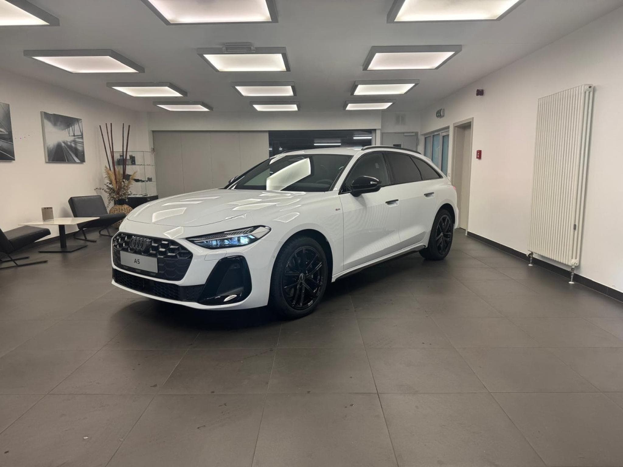 Audi A5 A5 Avant S line TFSI 150 CV / 110 kW S tronic (2025) - Photo 1