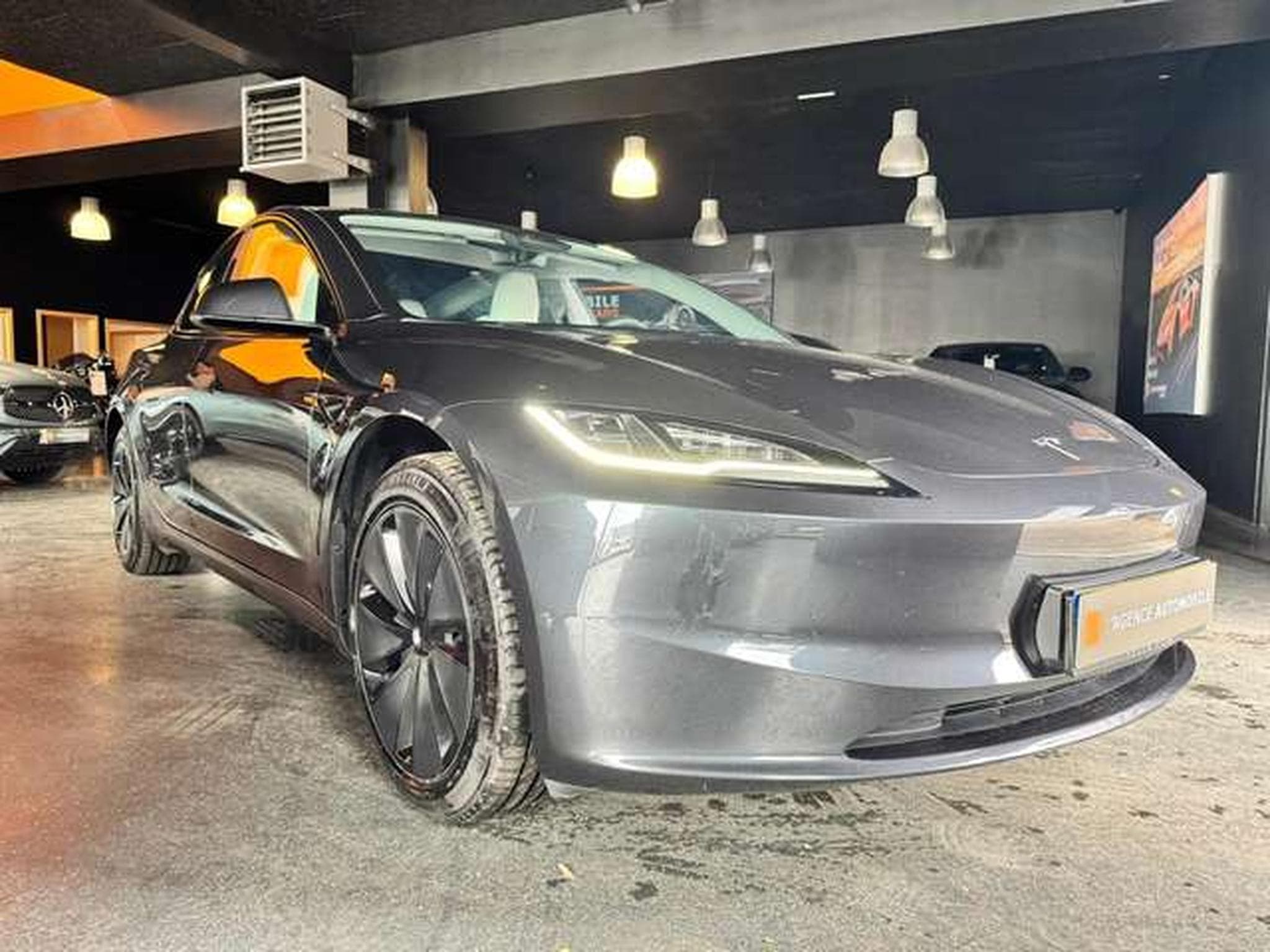 Tesla Model 3 Model 3 RWD Hinterradantrieb (2023) - Photo 4