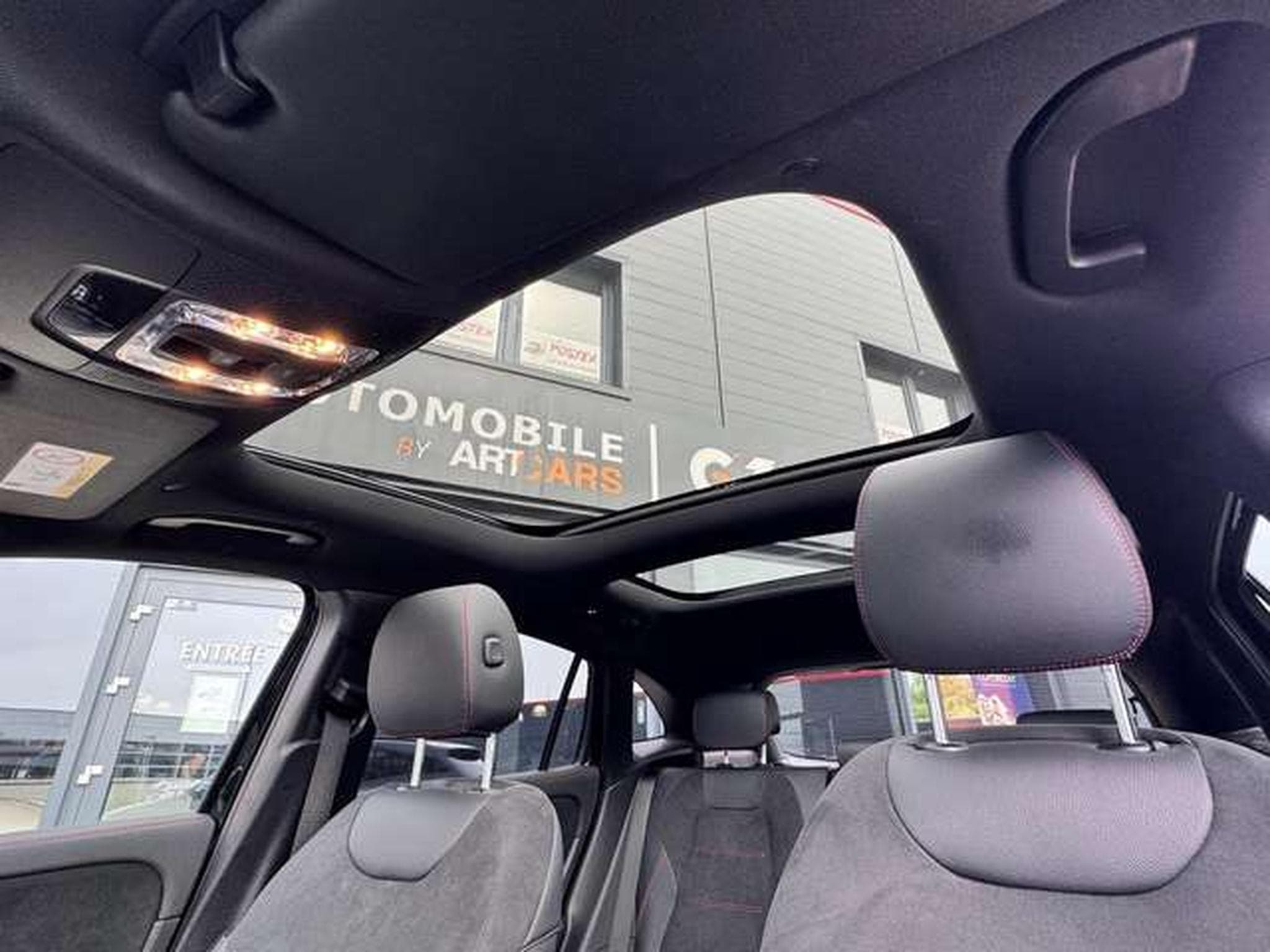 Mercedes GLA 250 GLA 250 e 8G-DCT Edition AMG Line (2024) - Photo 23