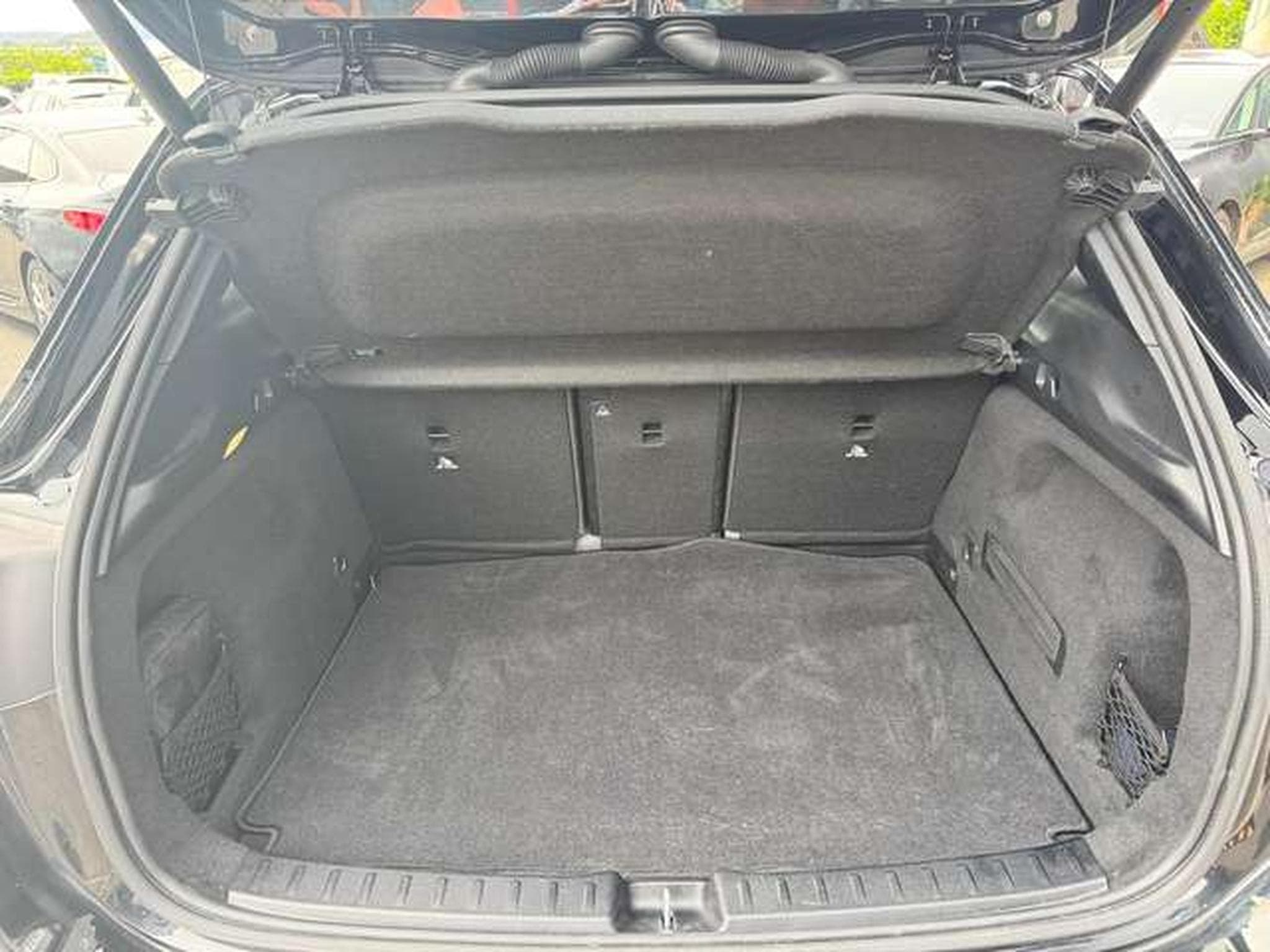 Mercedes GLA 250 GLA 250 e 8G-DCT Edition AMG Line (2024) - Photo 26