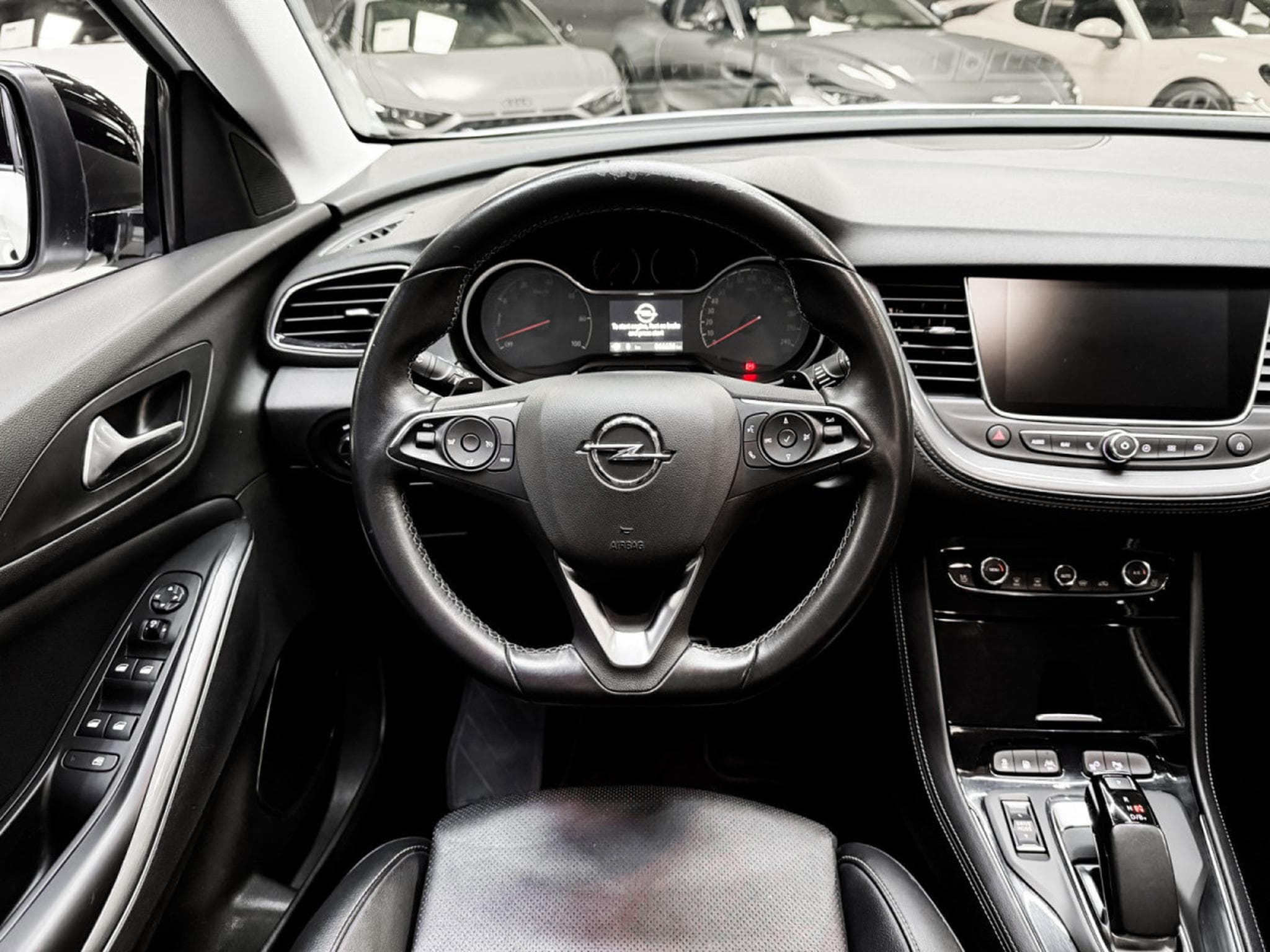 Opel Grandland Hybrid4 300 Ultimate (2020) - Photo 10
