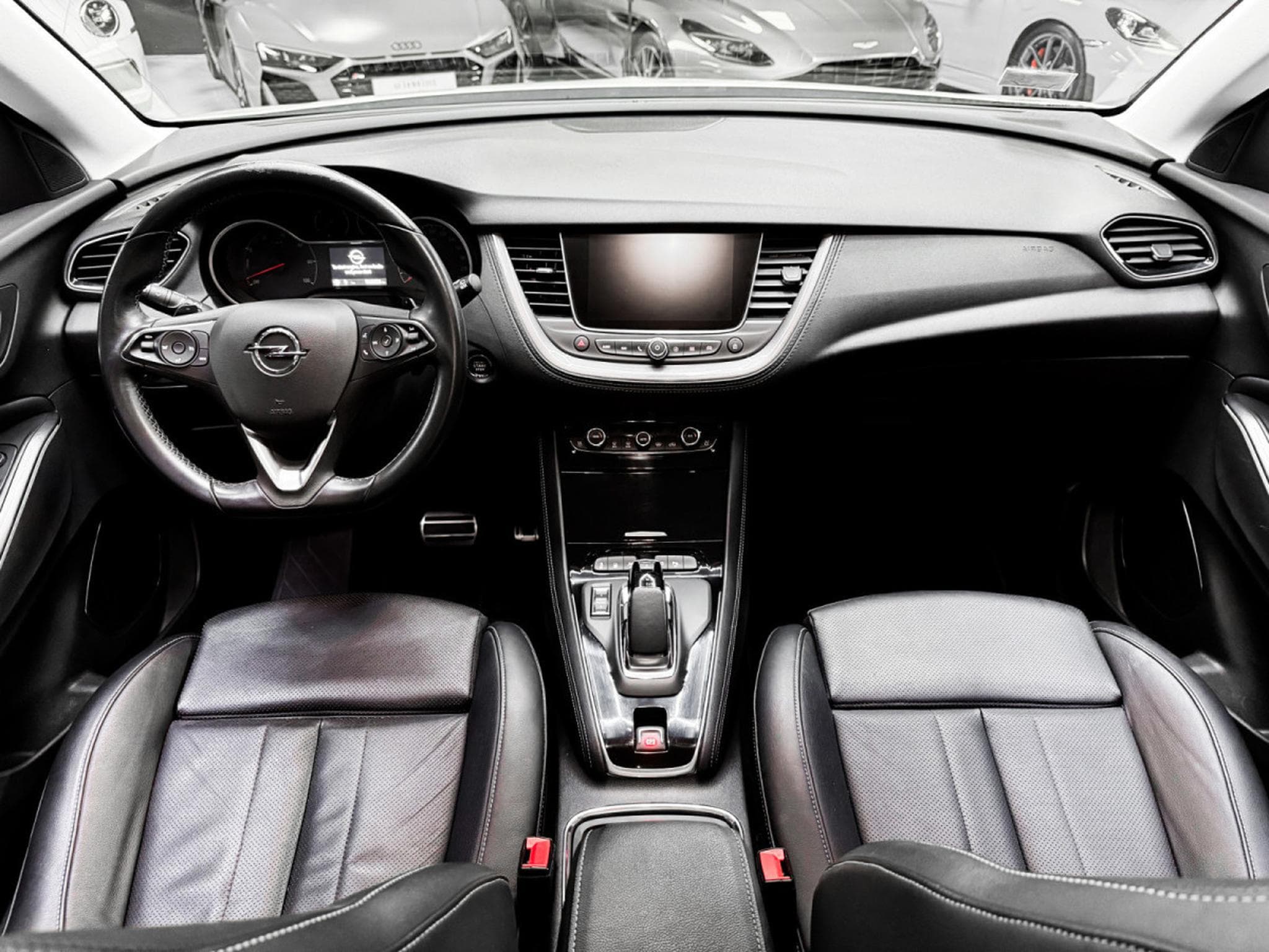 Opel Grandland Hybrid4 300 Ultimate (2020) - Photo 11