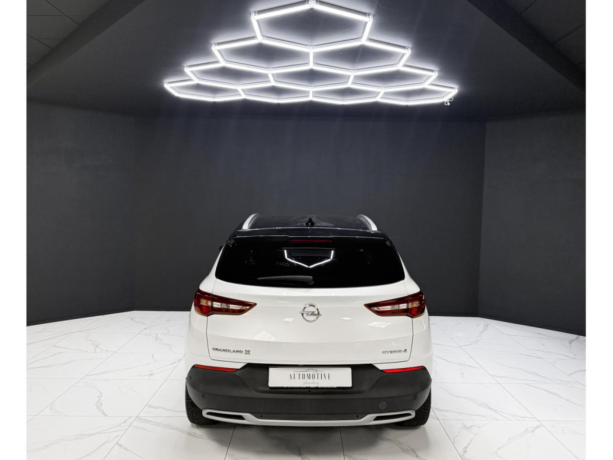 Opel Grandland Hybrid4 300 Ultimate (2020) - Photo 4