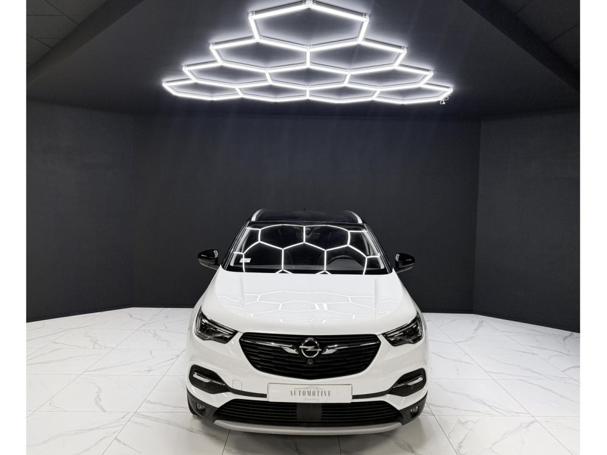 Opel Grandland Hybrid4 300 Ultimate (2020) - Photo 8