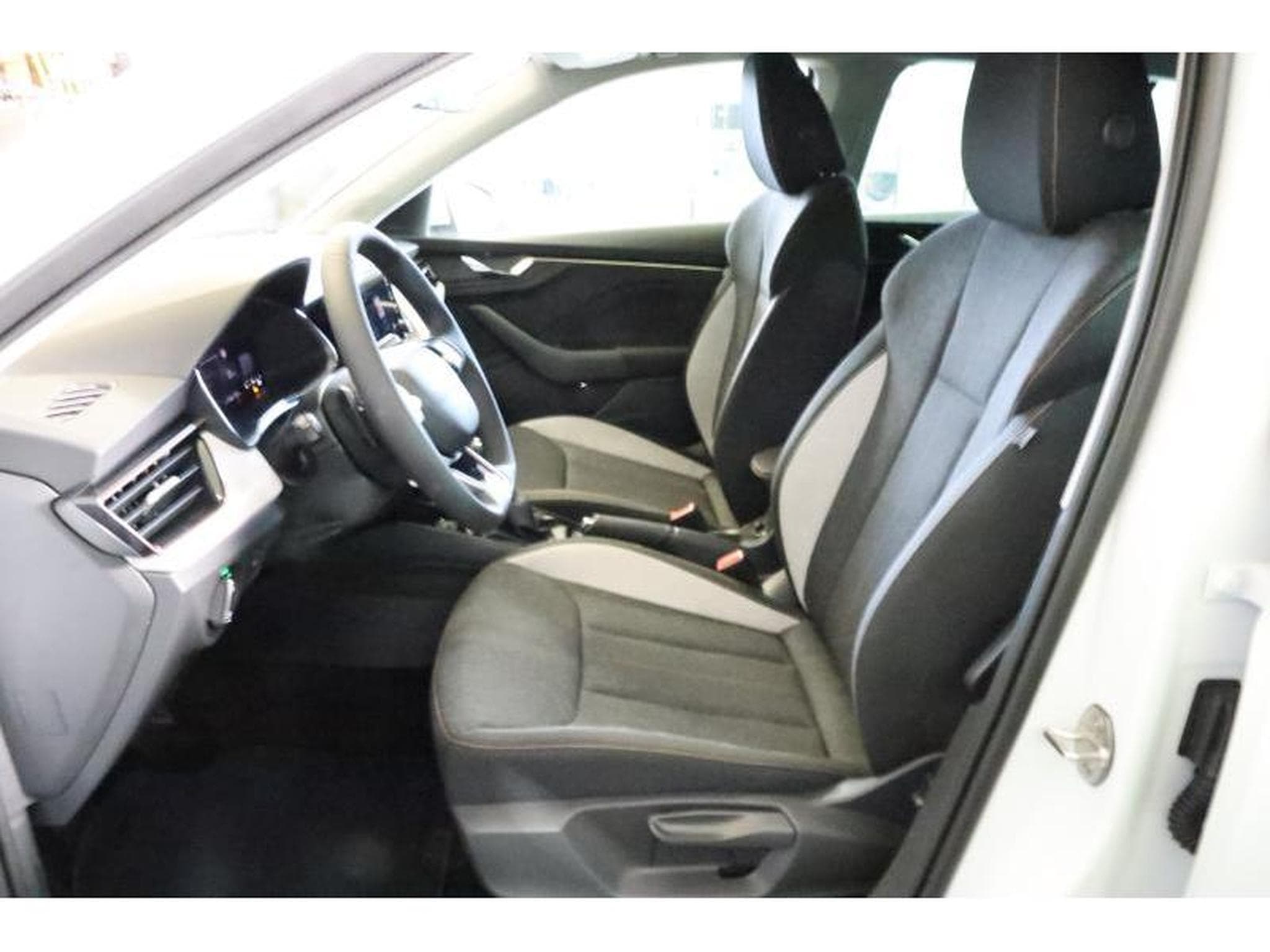 Skoda Scala Selection (2025) - Photo 4