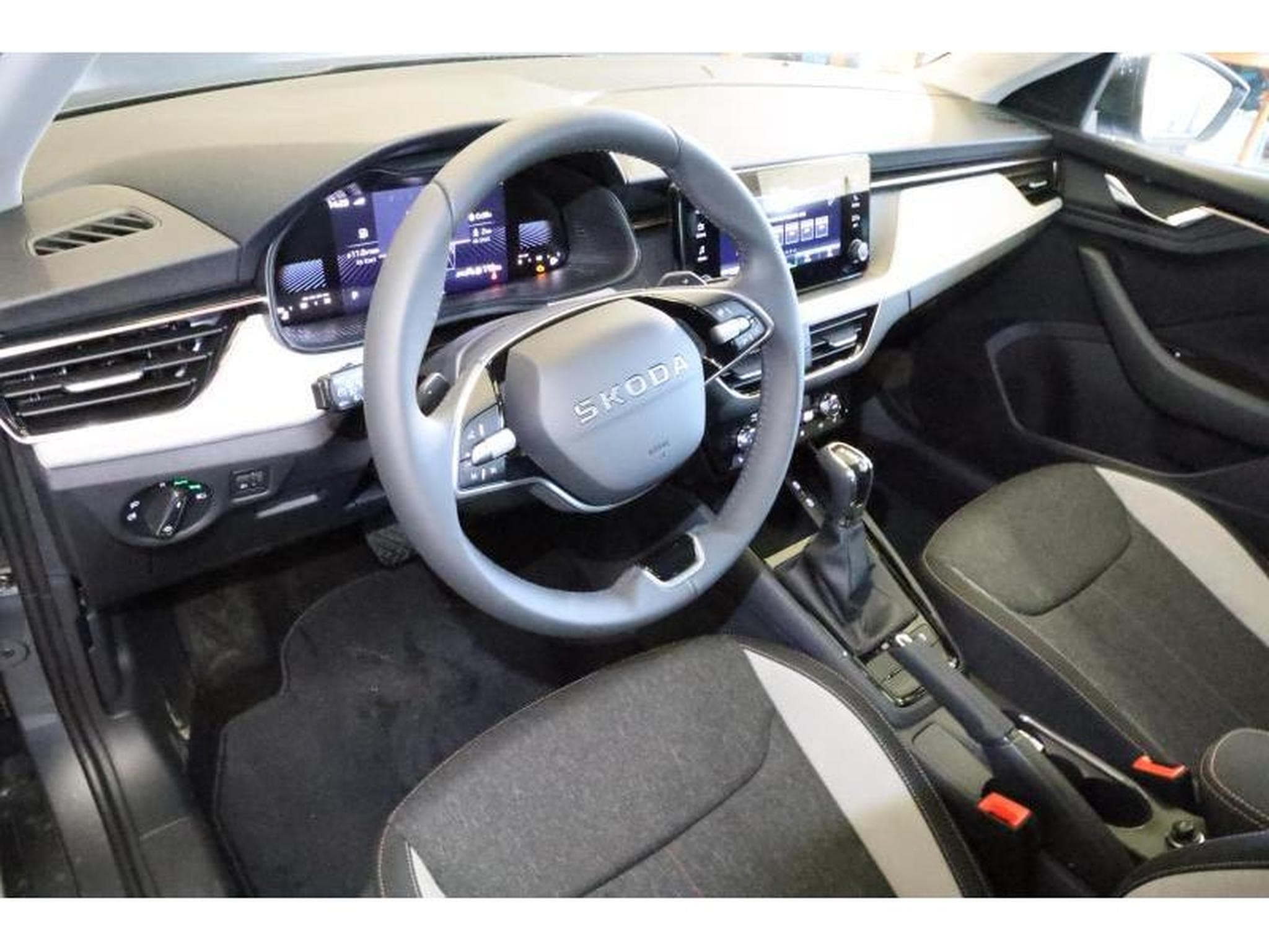 Skoda Scala Selection (2025) - Photo 13