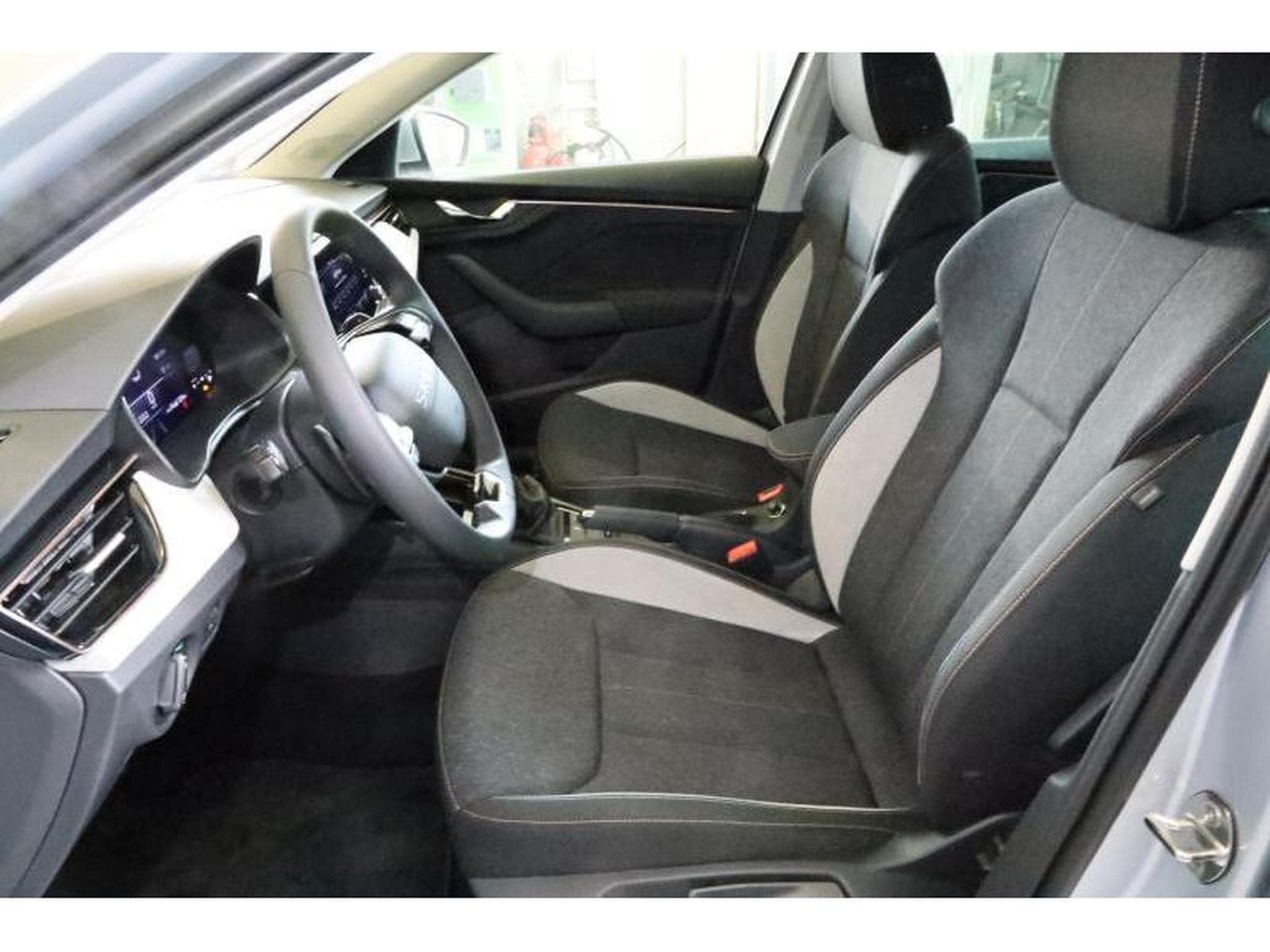Skoda Scala Selection (2025) - Photo 4
