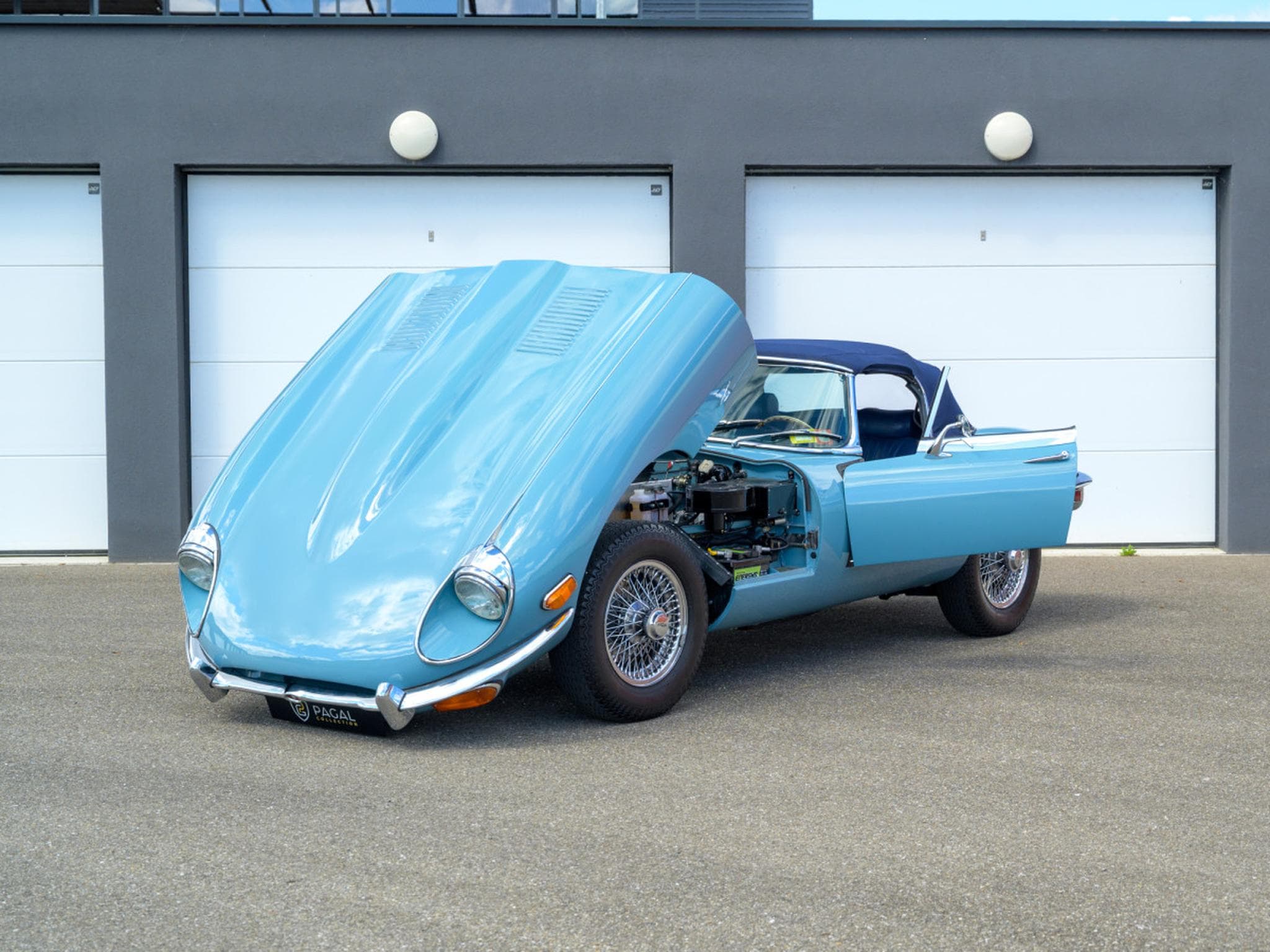 Jaguar E-Type SERIE 2 | MATCHING NUMBERS | RESTAURATION COMPLETE (1970) - Photo 2
