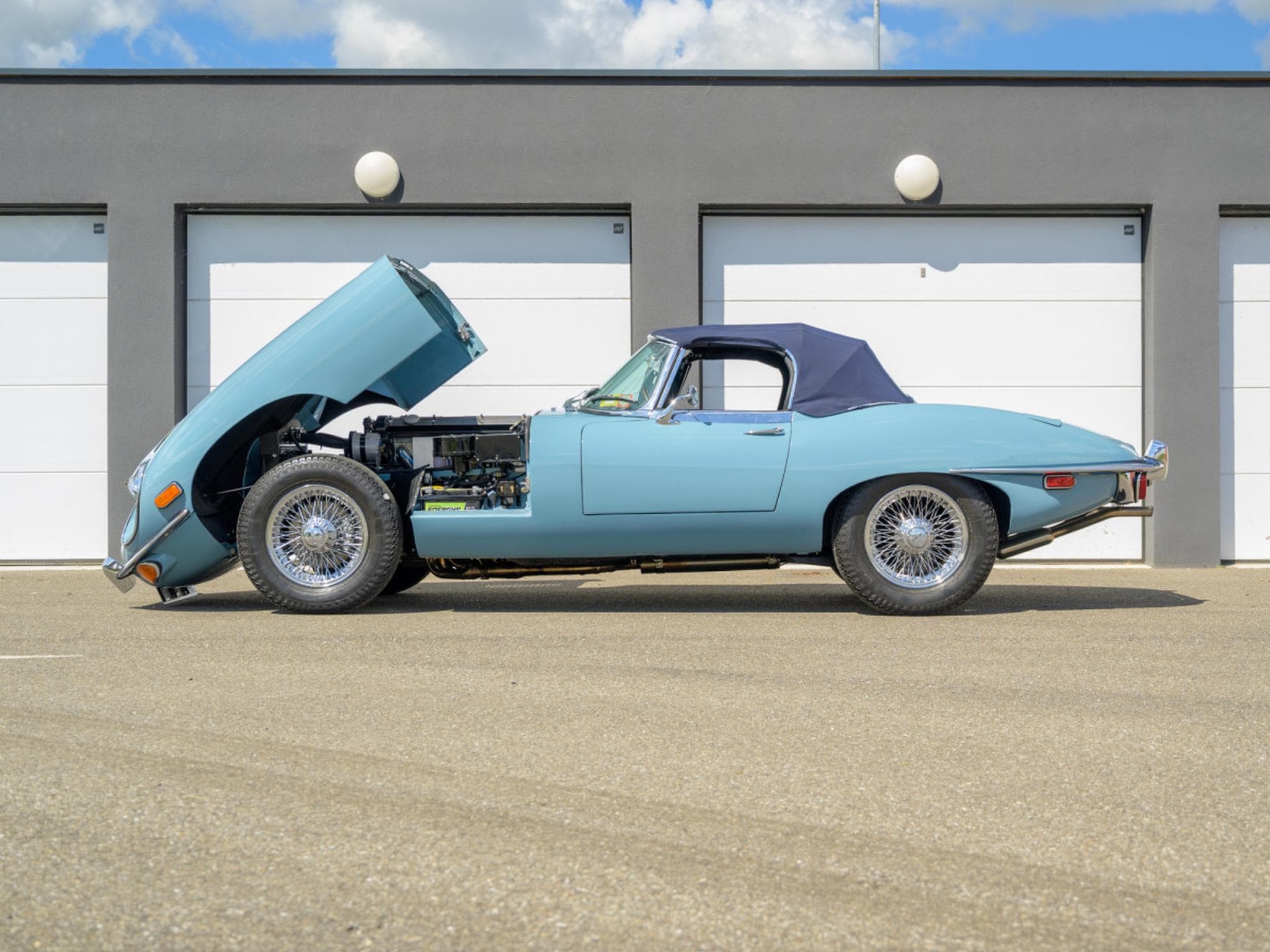 Jaguar E-Type SERIE 2 | MATCHING NUMBERS | RESTAURATION COMPLETE (1970) - Photo 4