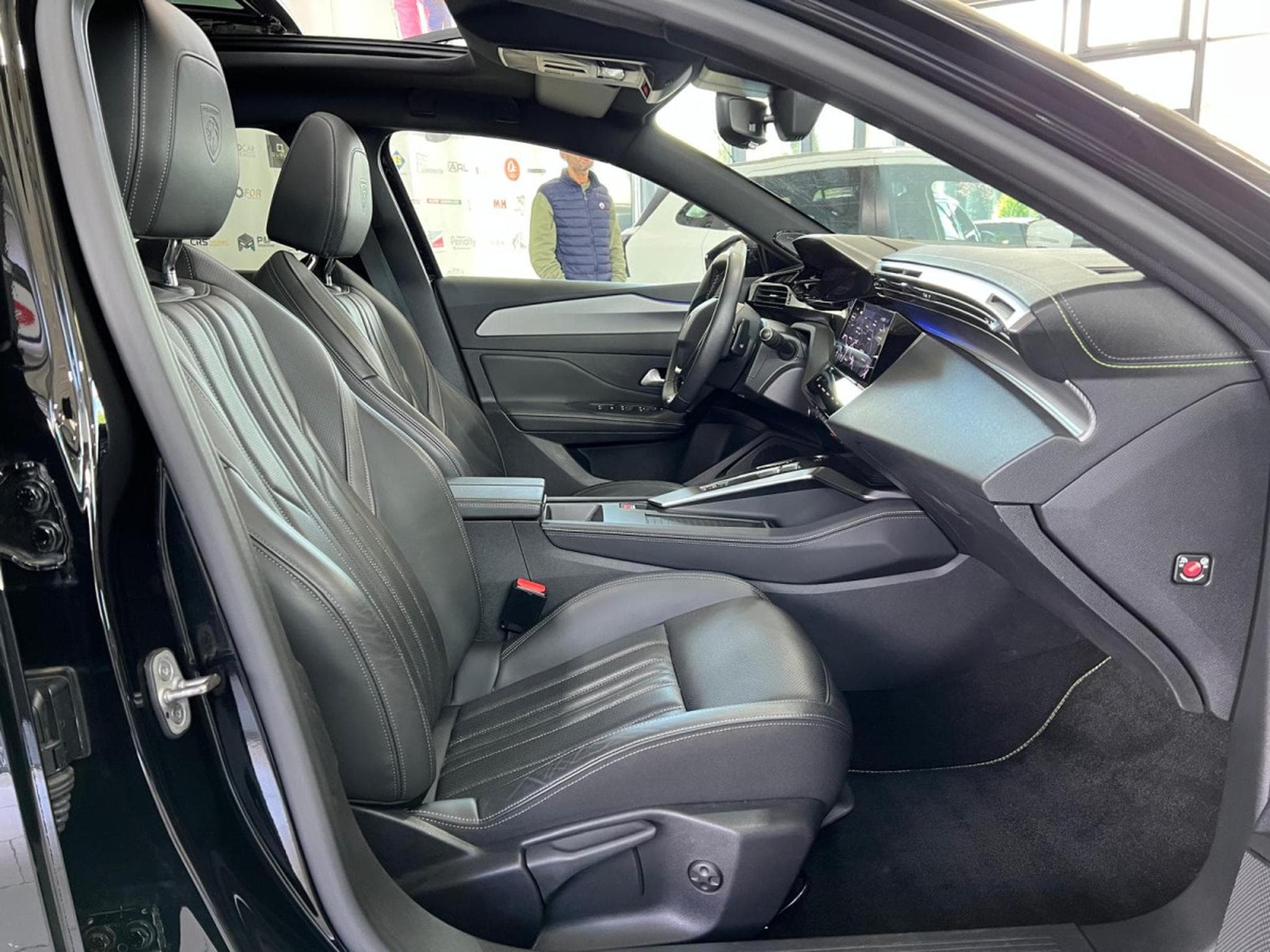 Peugeot 308 GT Pack ,1.6 Plug-Hybrid 225 e-EAT8, CAMERA 360°,CUIR, NAVI, (2022) - Photo 14