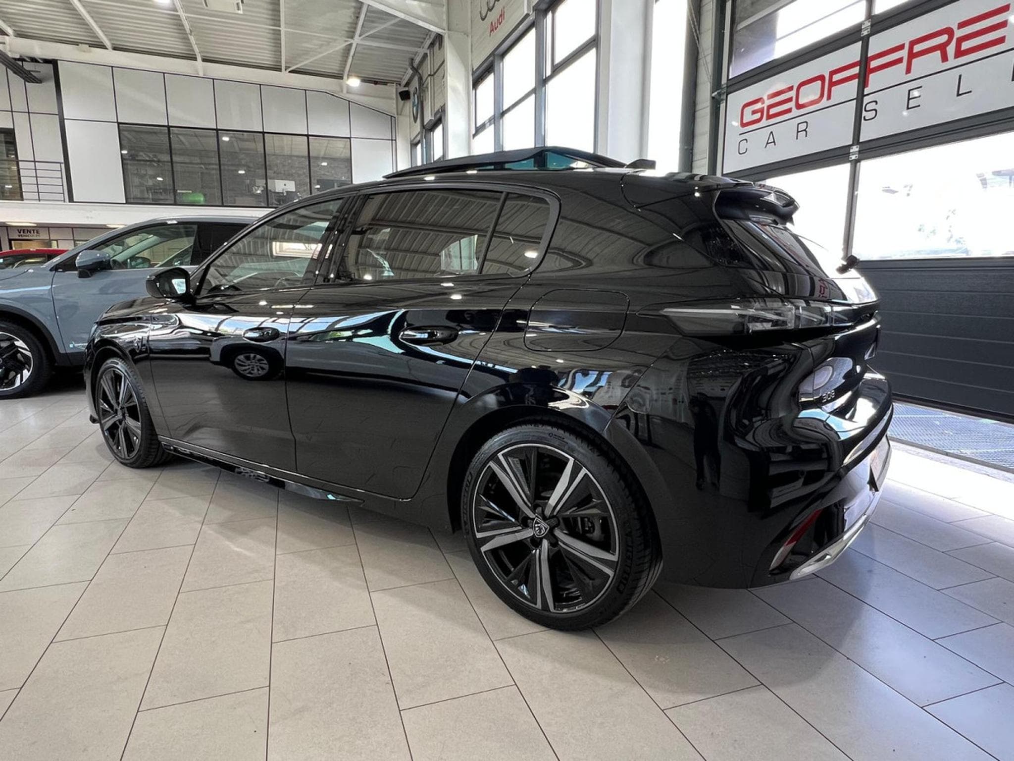 Peugeot 308 GT Pack ,1.6 Plug-Hybrid 225 e-EAT8, CAMERA 360°,CUIR, NAVI, (2022) - Photo 3