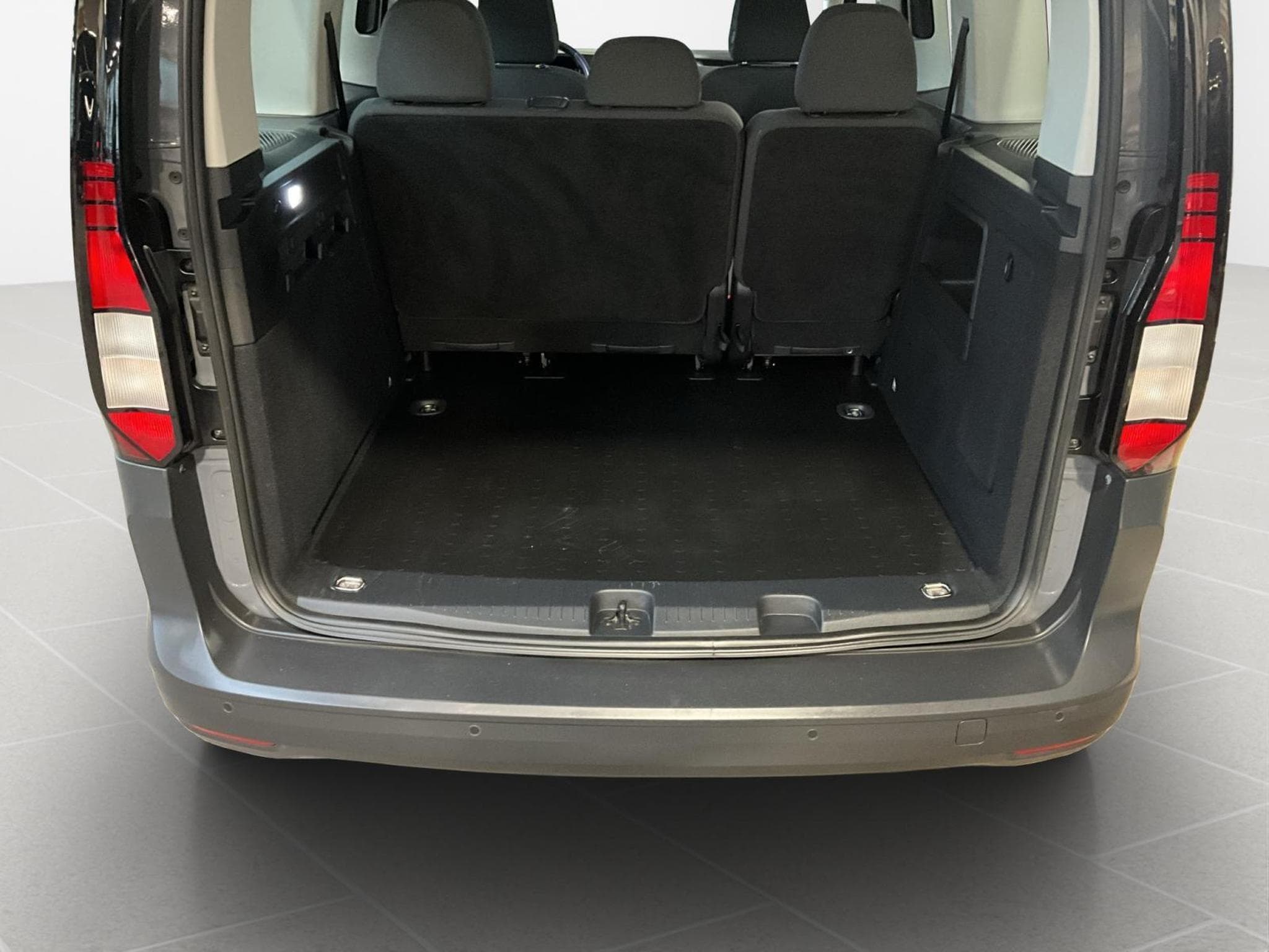 VW Caddy Kombi+BVM+P.Ass+RearView (2024) - Photo 19