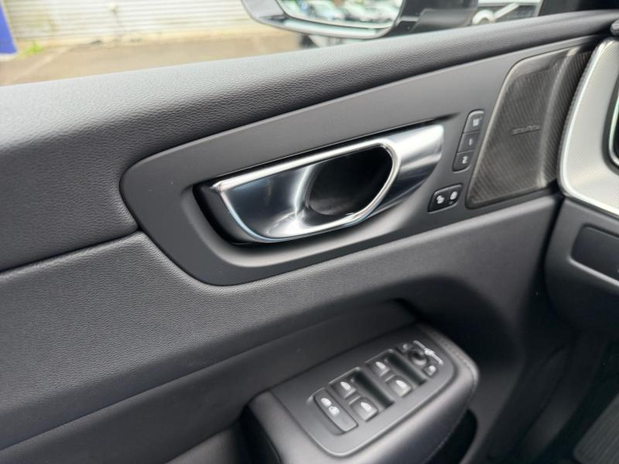 Volvo XC60 T8 Ultra Bright / Hybride (2024) - Photo 20