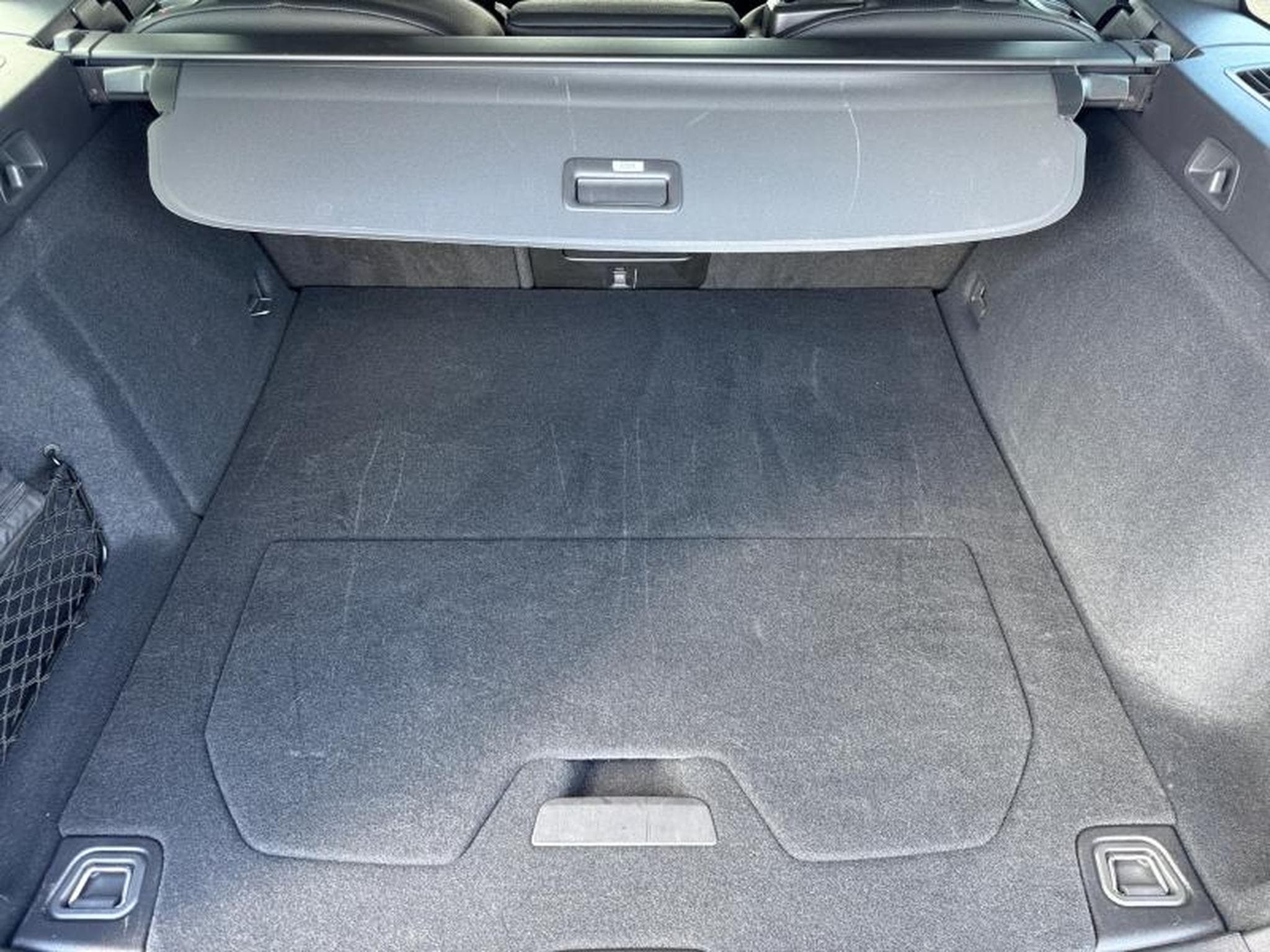 Volvo V60 B4 Plus Dark / Essence (2025) - Photo 19