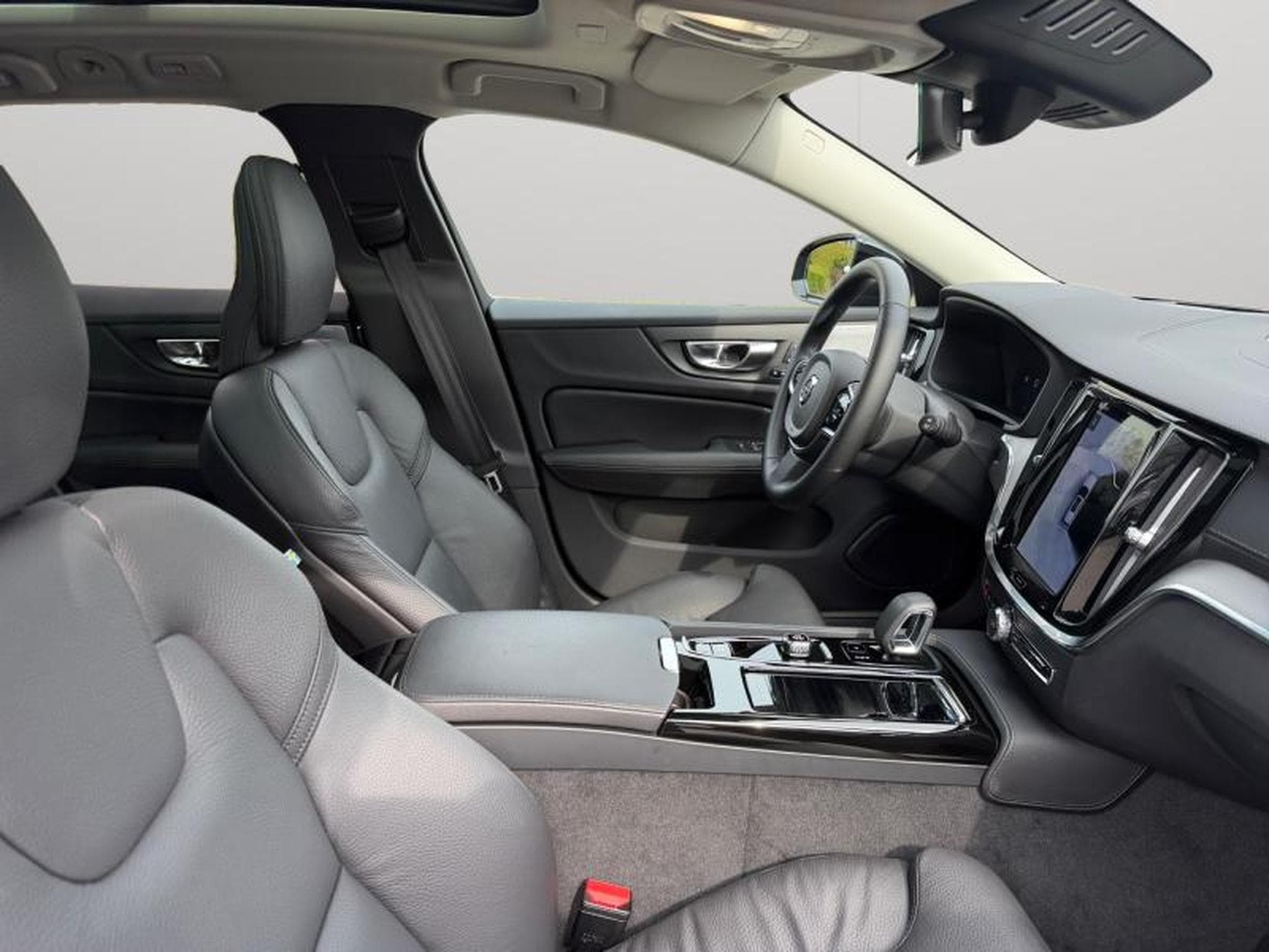 Volvo V60 T6 Ultra Dark / Hybride (2024) - Photo 20