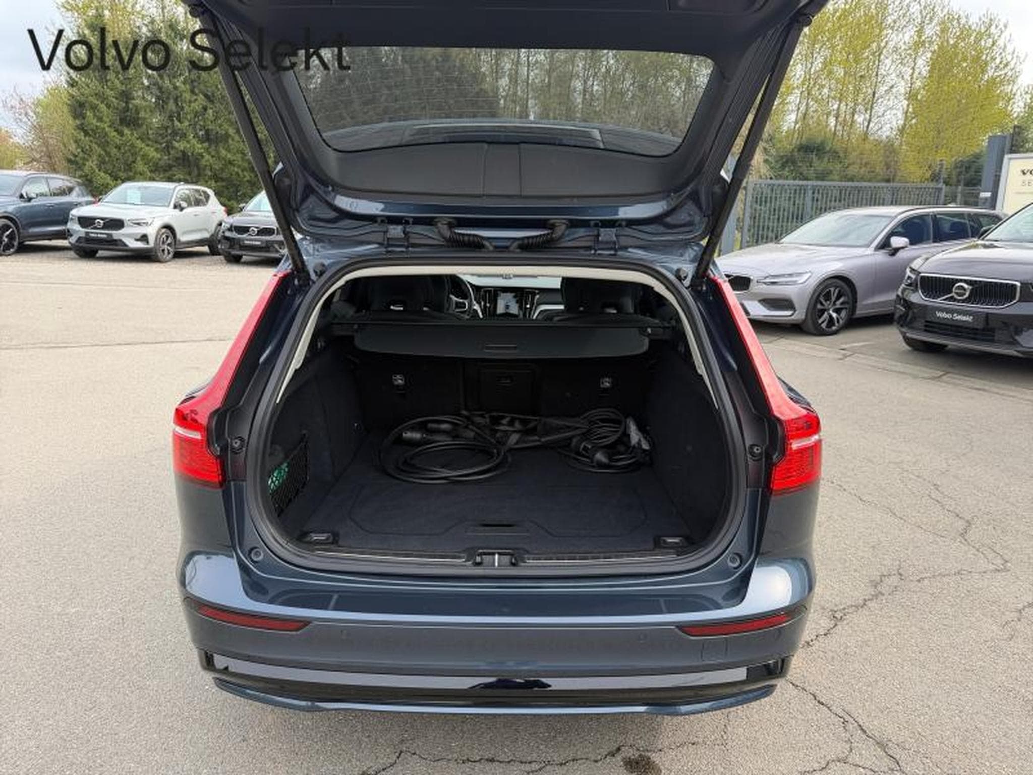 Volvo V60 T6 Ultra Dark / Hybride (2024) - Photo 24