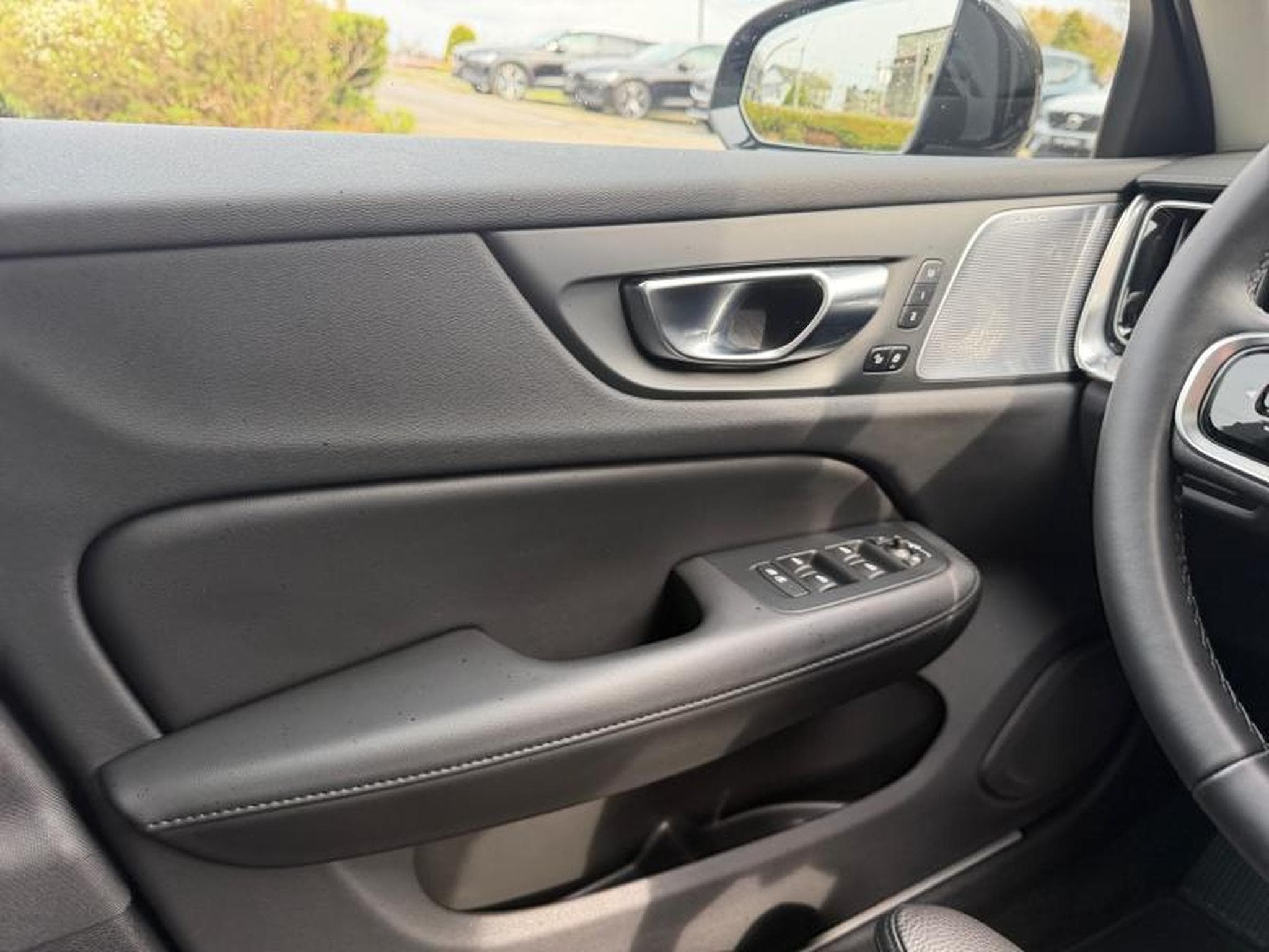 Volvo V60 T6 Ultra Dark / Hybride (2024) - Photo 25