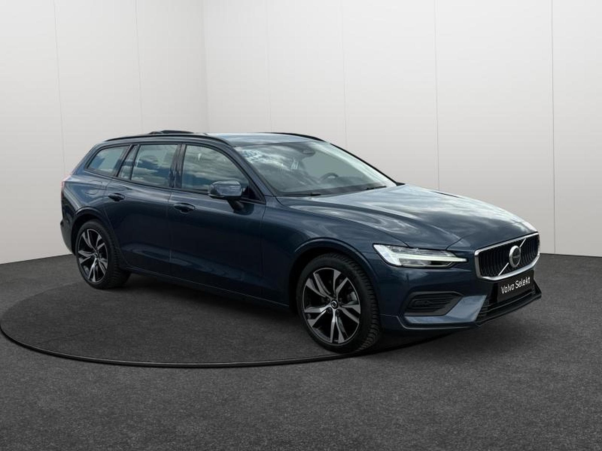 Volvo V60 B4 Core / Essence (2025) - Photo 7