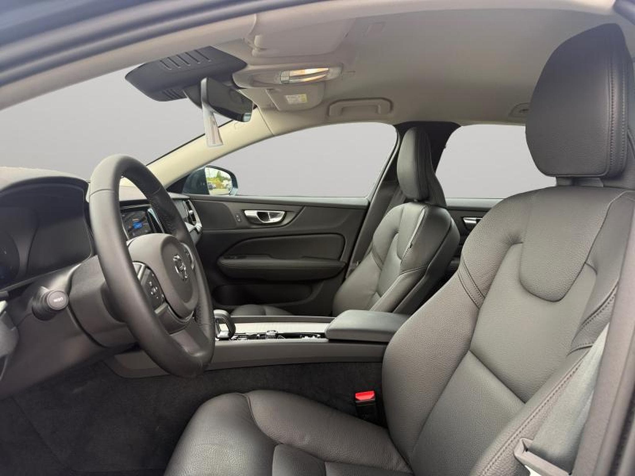 Volvo V60 B4 Core / Essence (2025) - Photo 9