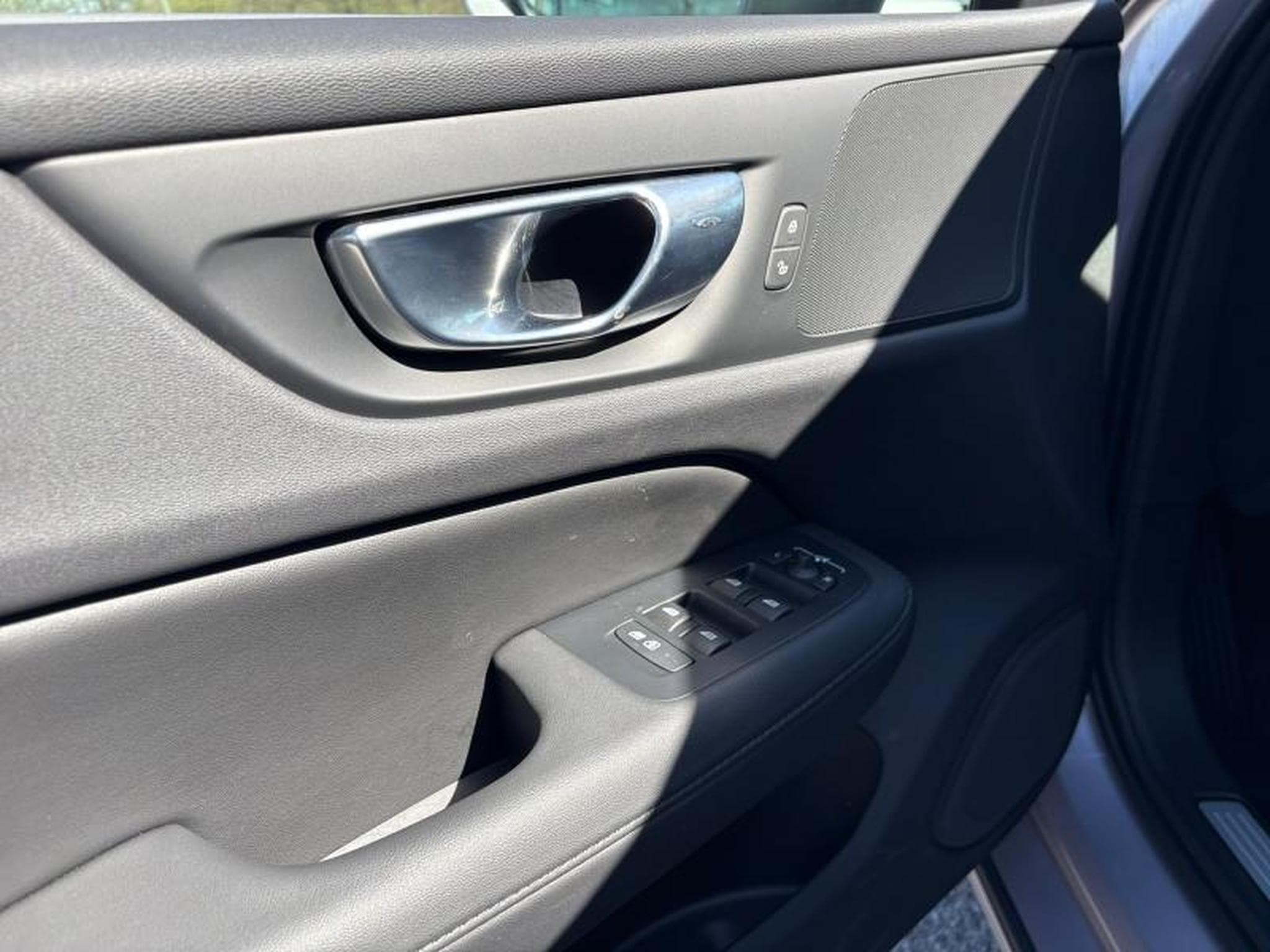 Volvo V60 B4 Core / Essence (2025) - Photo 20