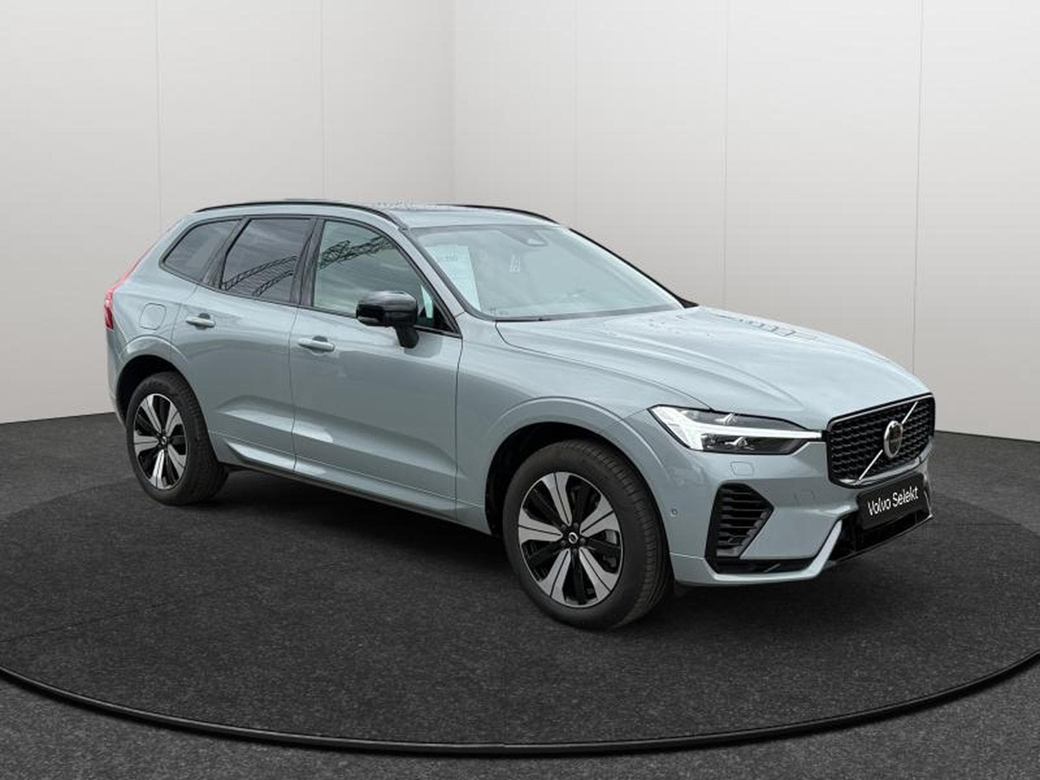 Volvo XC60 T6 Plus Dark / Hybride (2025) - Photo 7