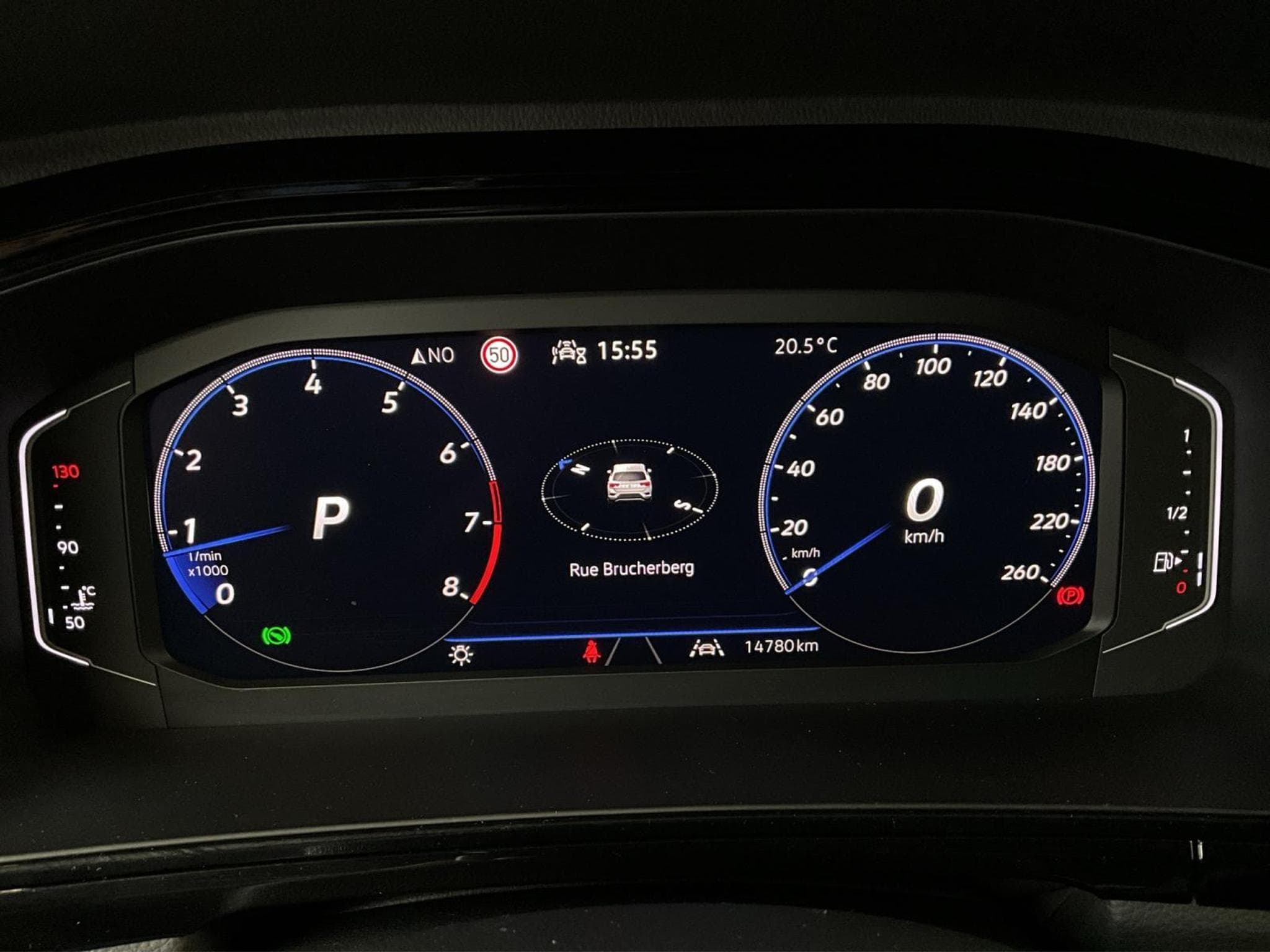 VW T-Roc R-Line+DSG+Black-Style+Matrix-LED+IQ-Drive (2025) - Photo 13