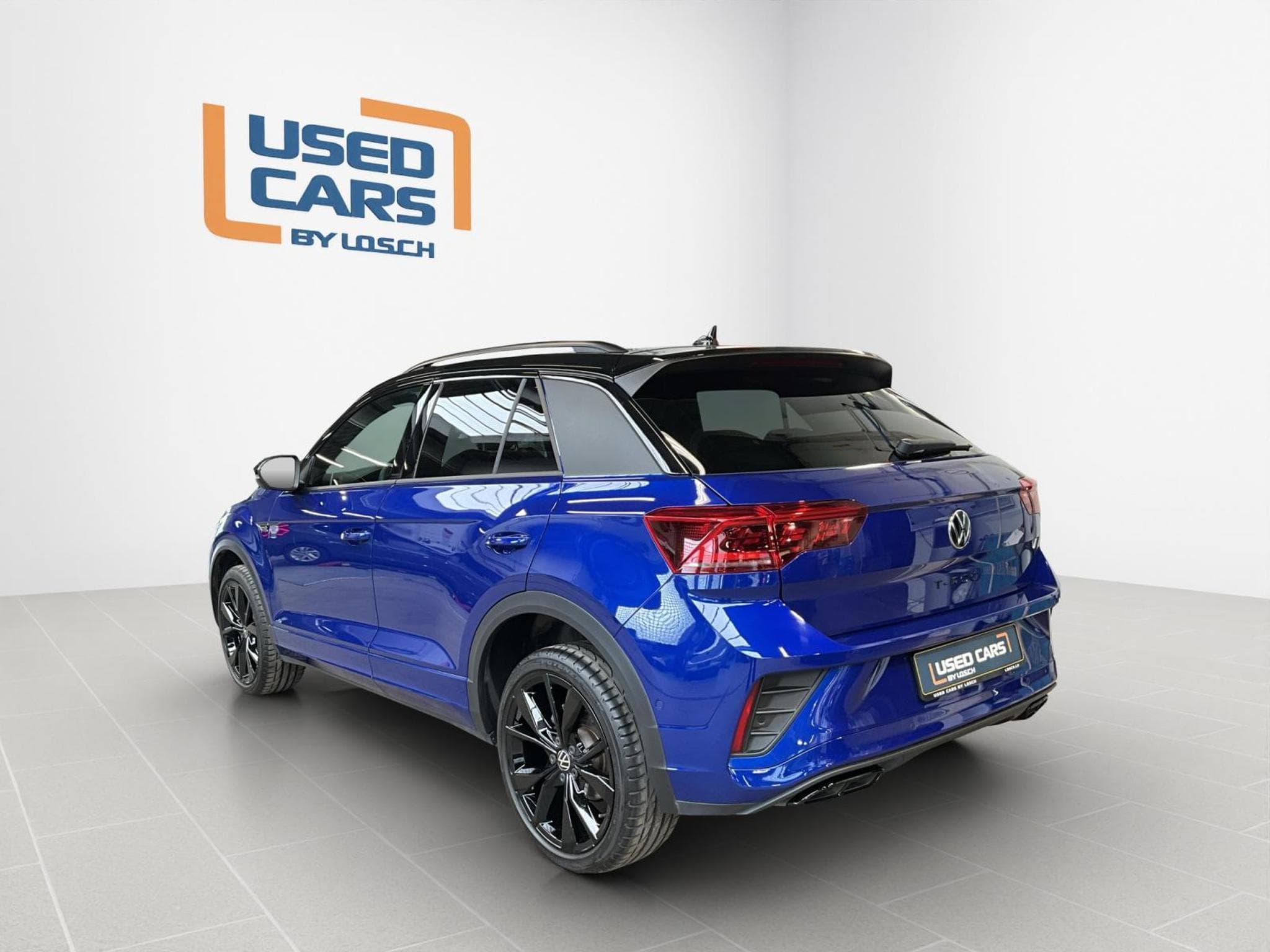 VW T-Roc R-Line+DSG+Black-Style+Matrix-LED+IQ-Drive (2025) - Photo 6