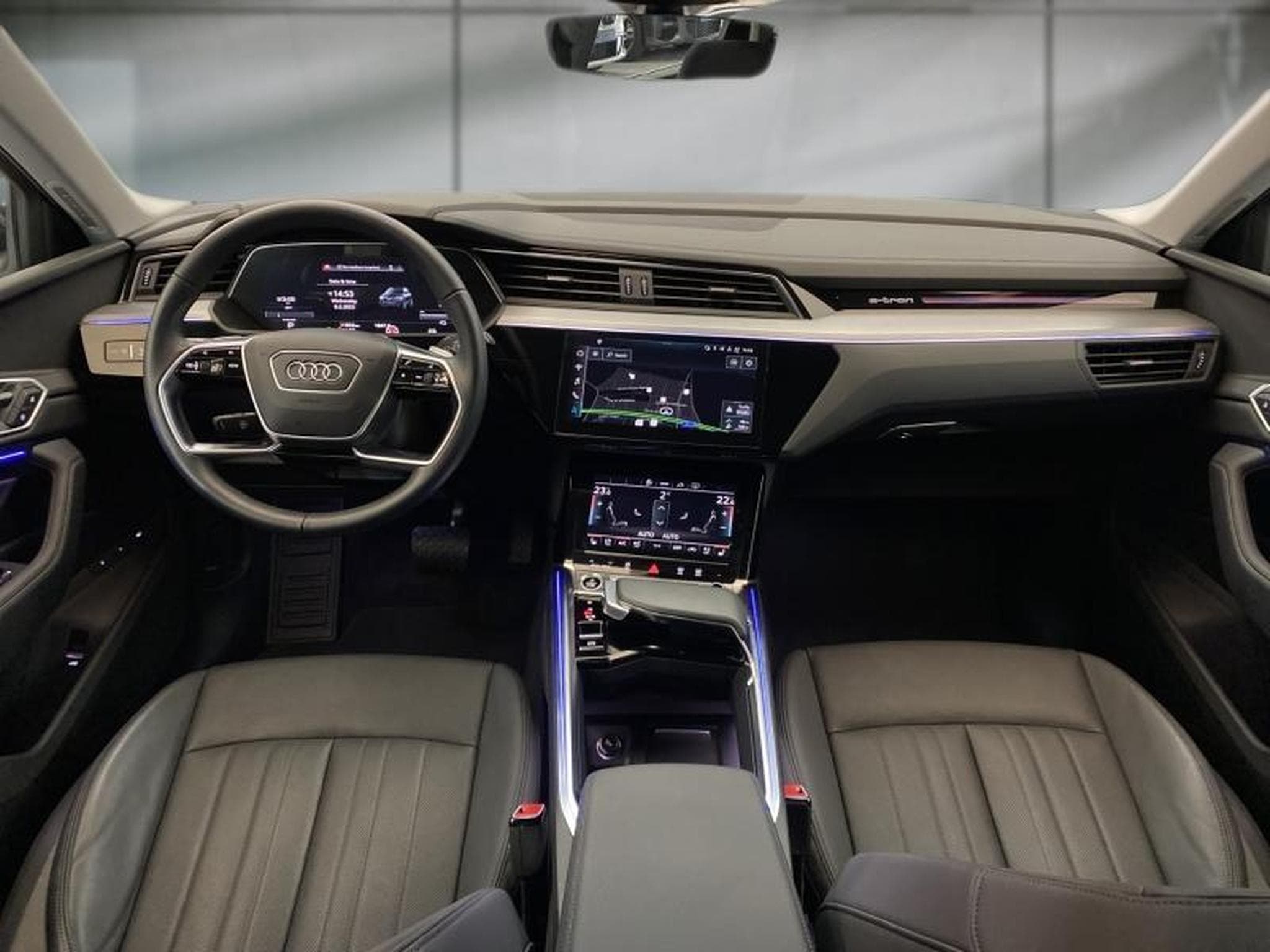 Audi e-tron -57% 55 408ch e-quattro (2021) - Photo 10