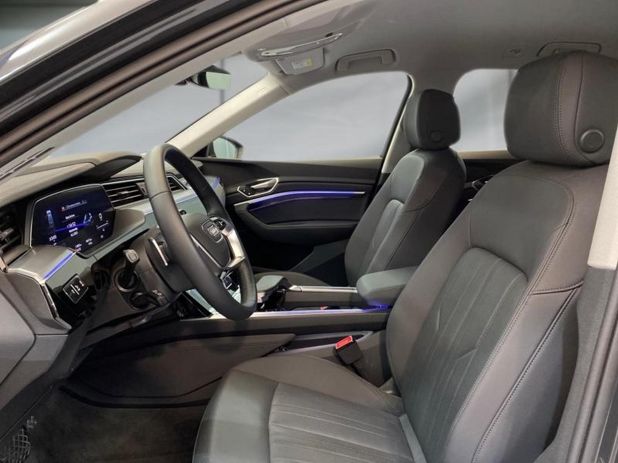 Audi e-tron -57% 55 408ch e-quattro (2021) - Photo 11