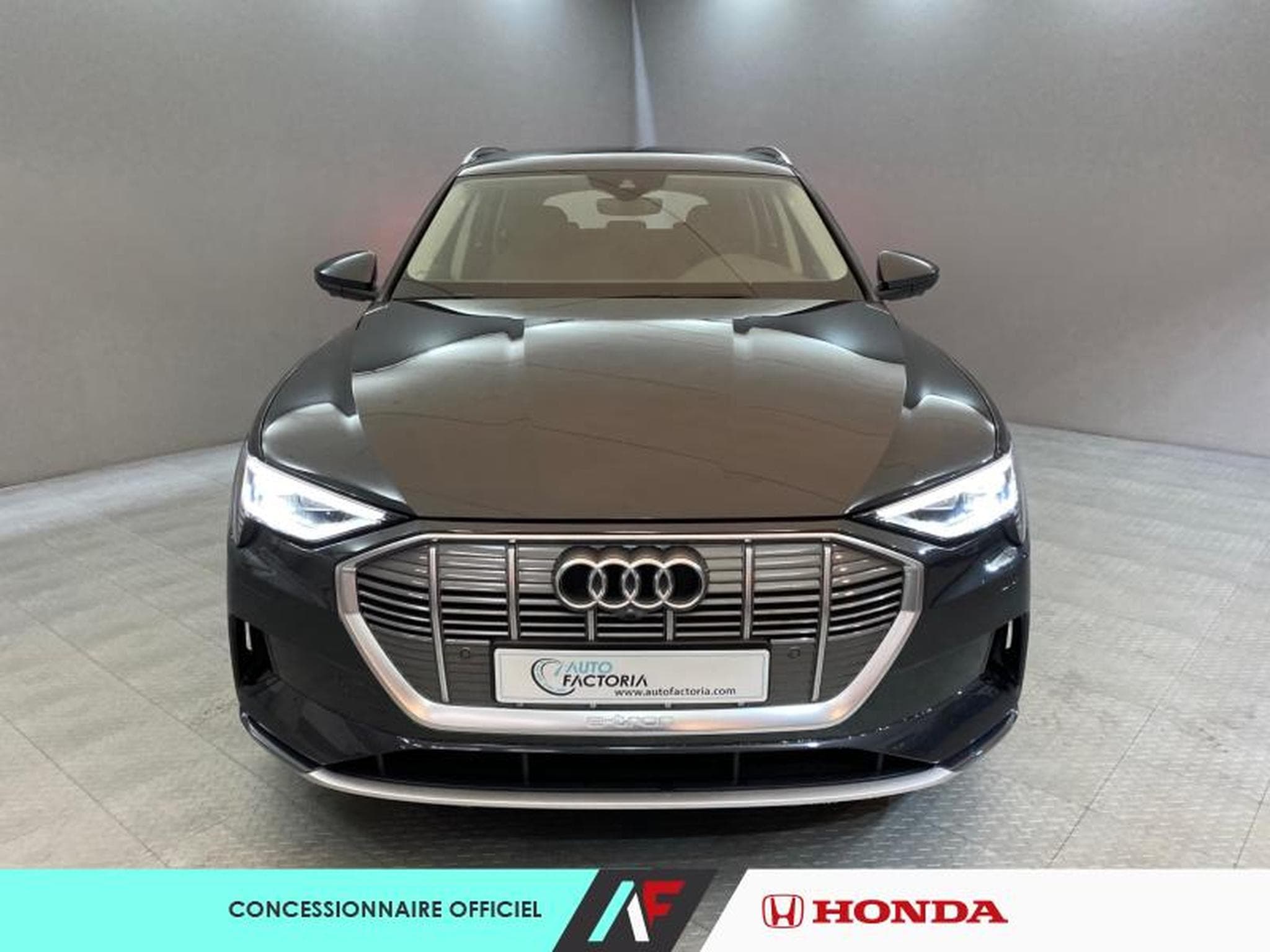 Audi e-tron -57% 55 408ch e-quattro (2021) - Photo 8