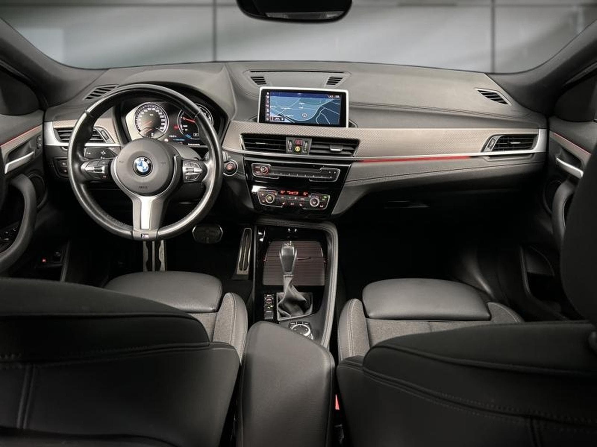 BMW X2 -53% xDrive25eA 220ch M Sport Euro6d-T 6cv (2021) - Photo 13