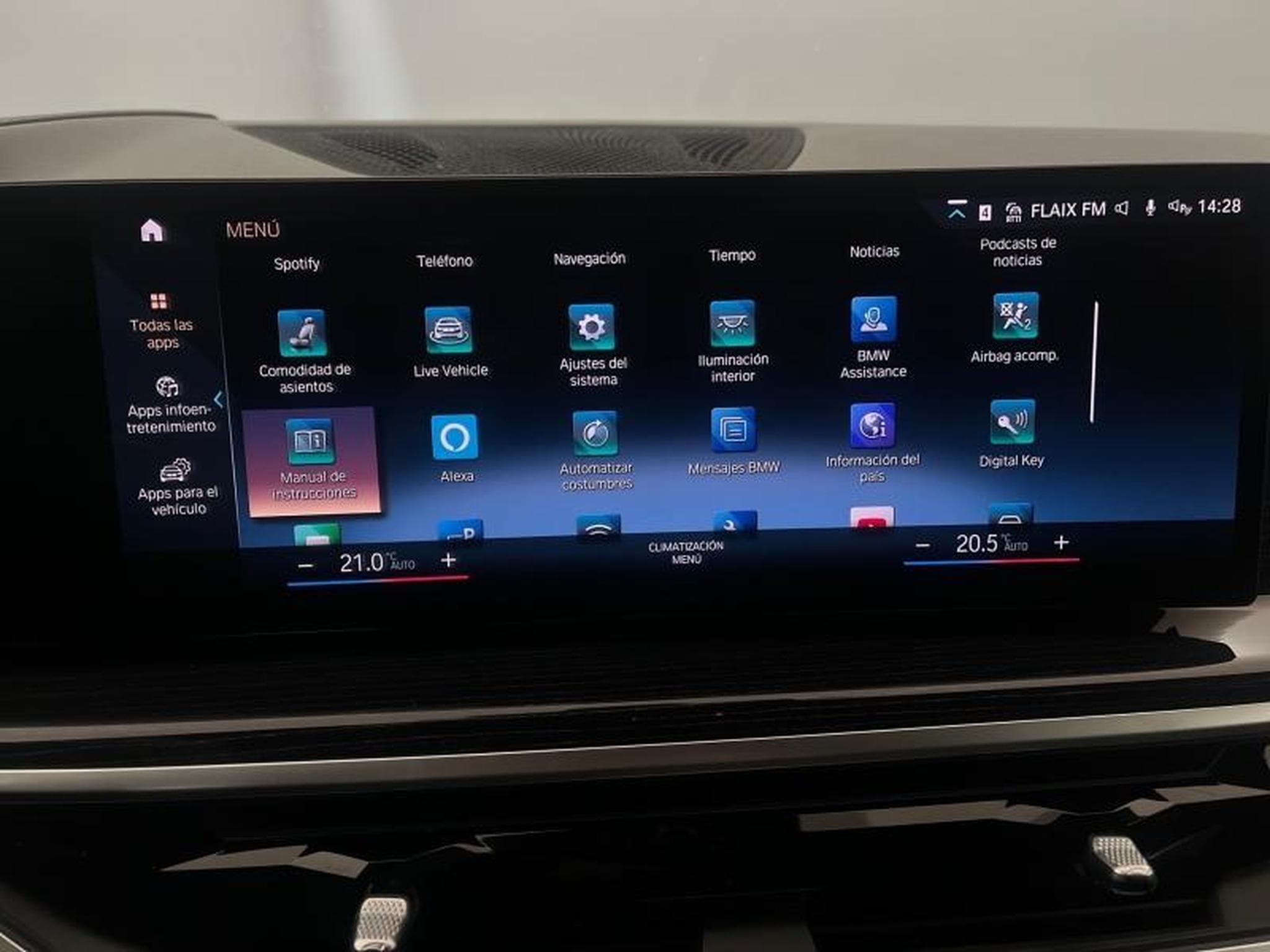 BMW X7 -35% M60iA xDrive 530ch M Performance (2023) - Photo 23