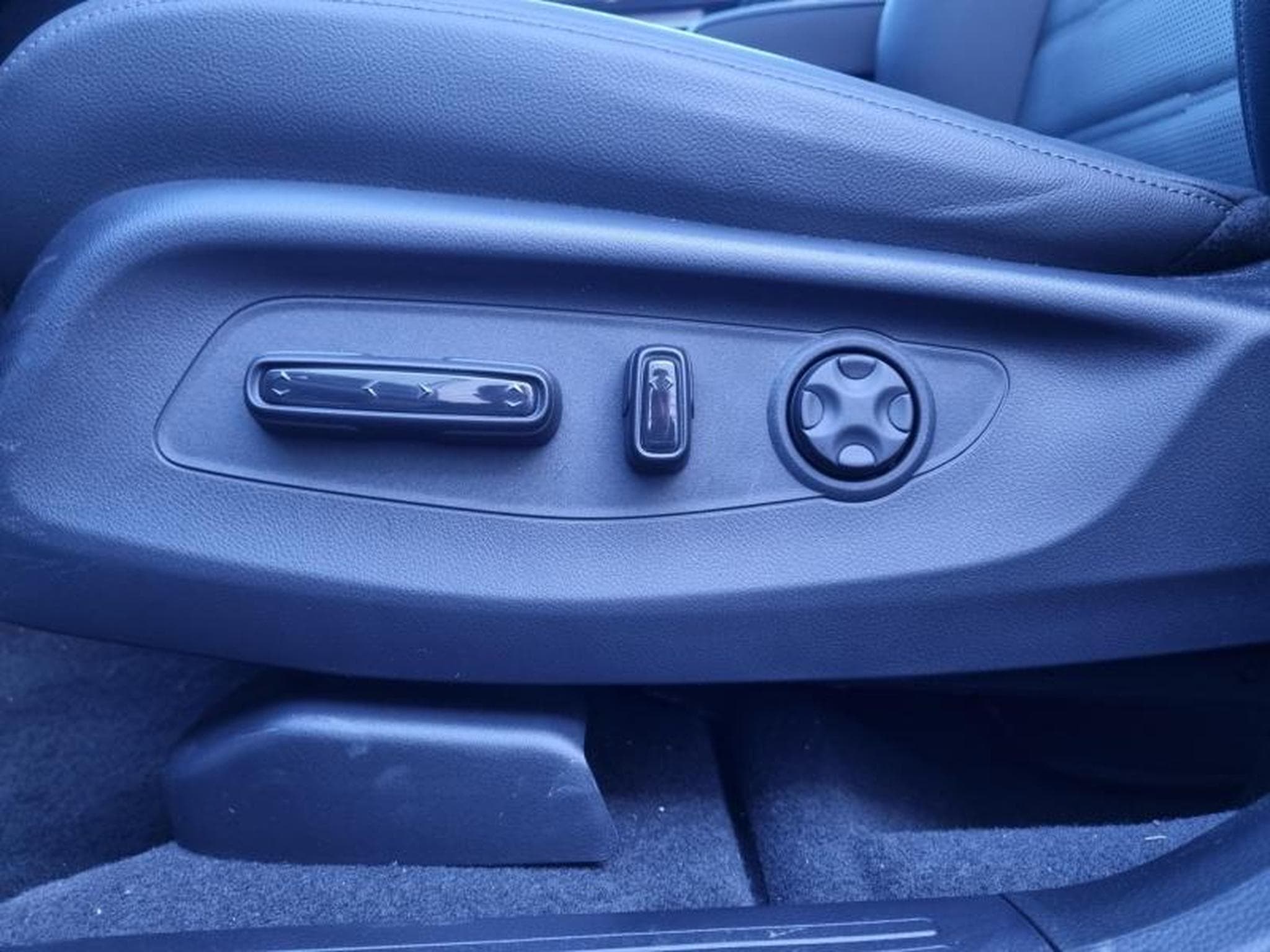 Honda CR-V 2.0 i-MMD 184ch e:PHEV Advance Tech 2WD (2026) - Photo 18