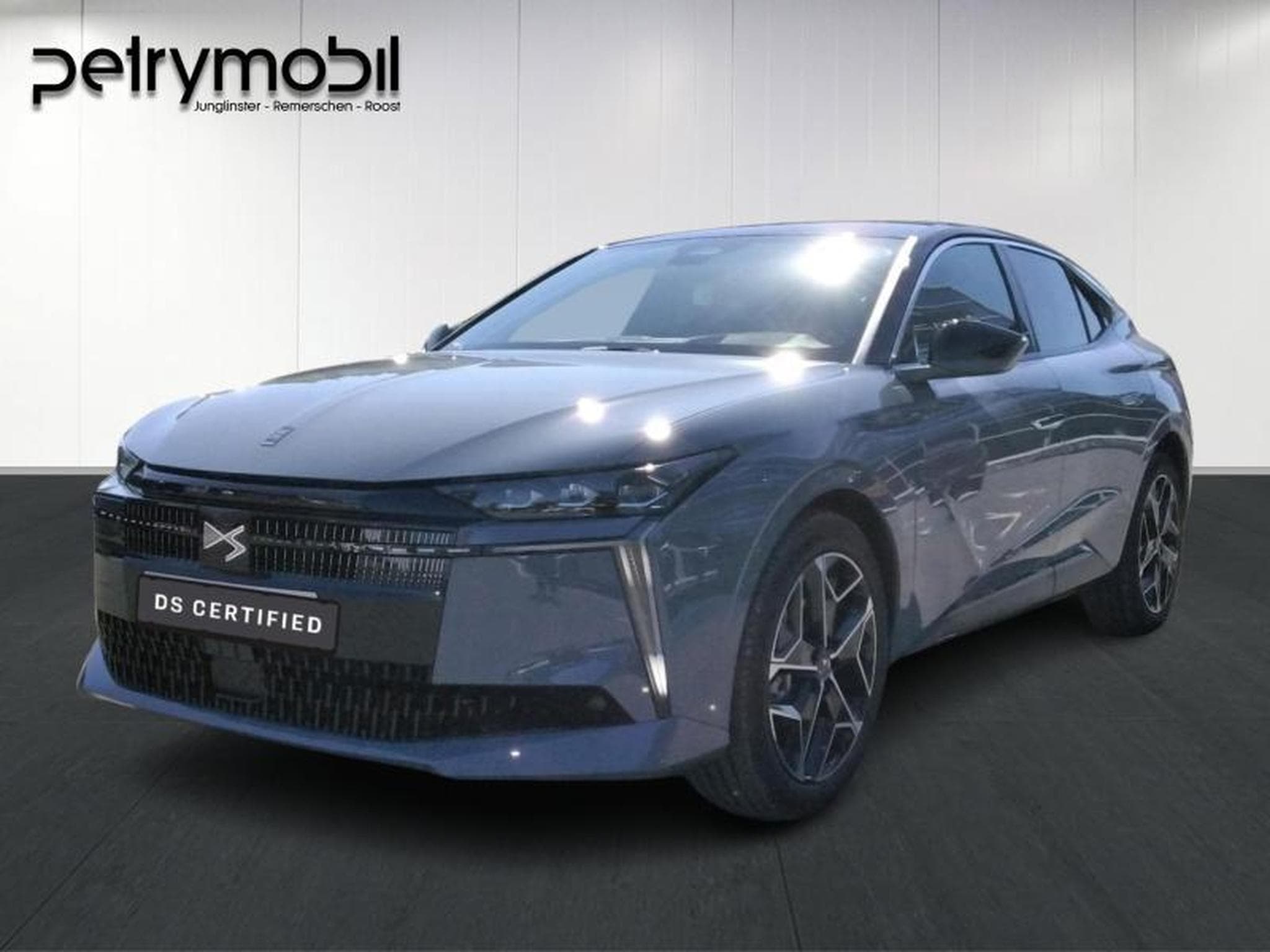 DS Automobiles DS4 ETOILE (2026) - Photo 1
