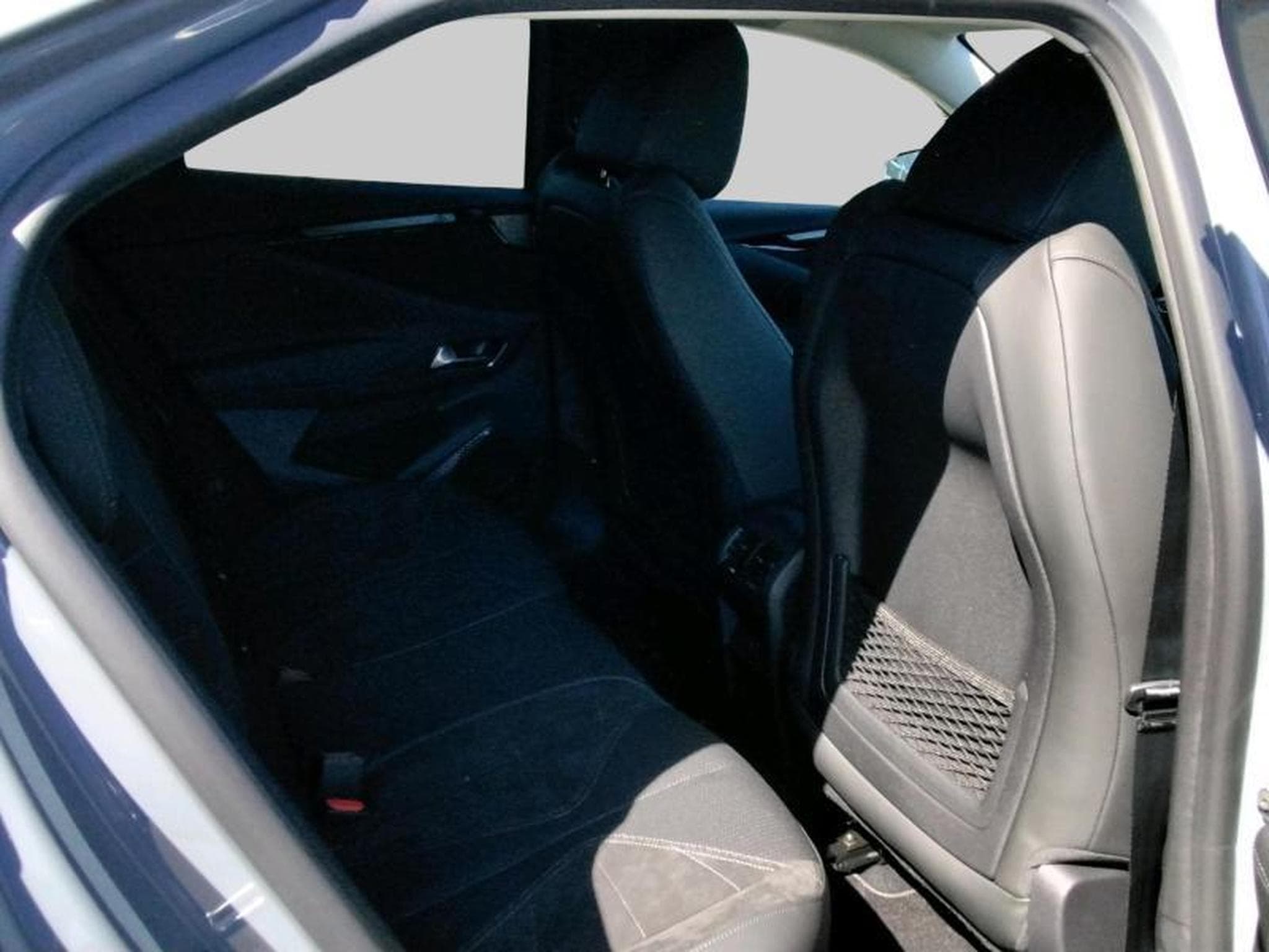 DS Automobiles DS4 ETOILE (2026) - Photo 10
