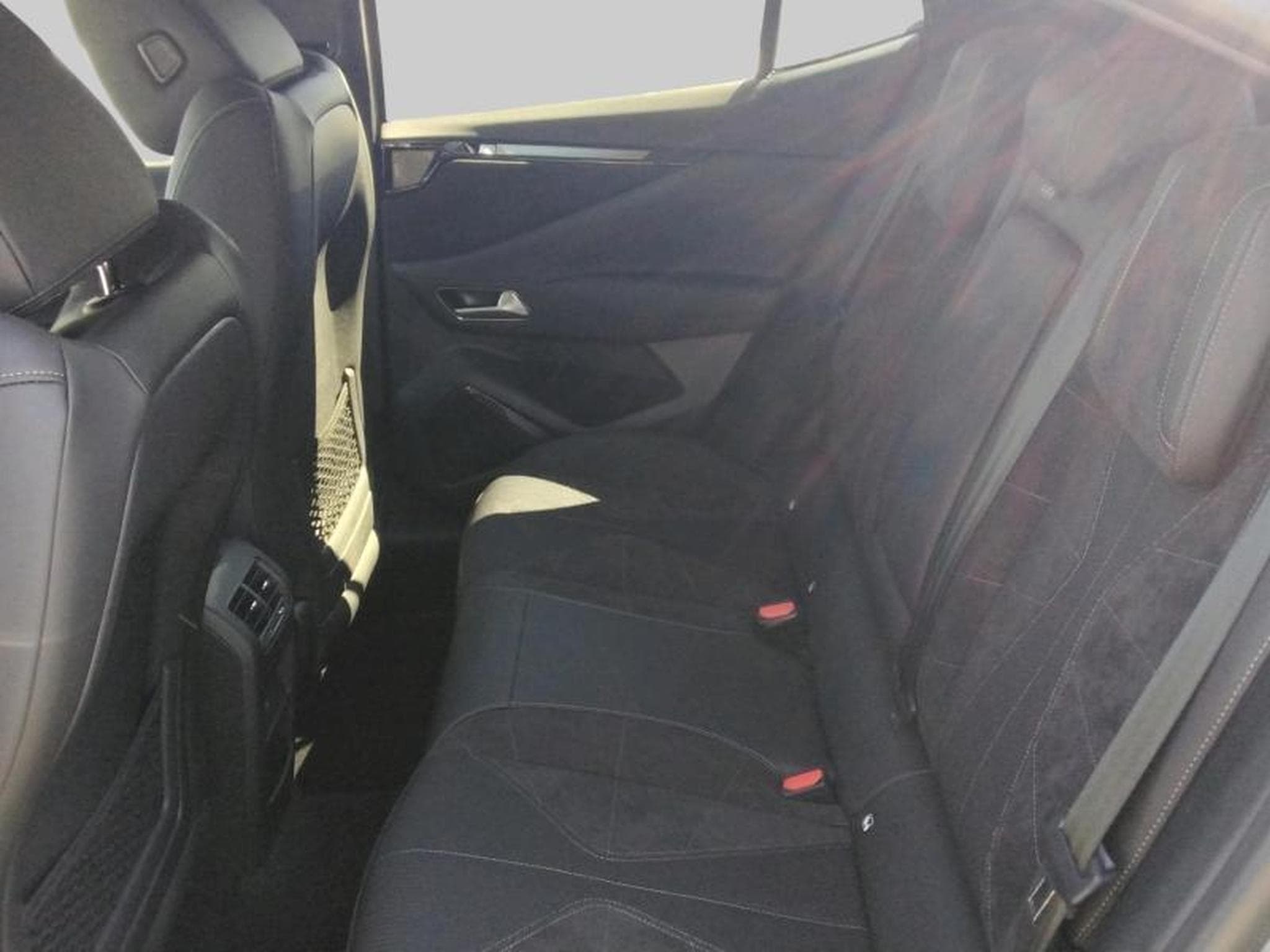 DS Automobiles DS4 ETOILE (2026) - Photo 12