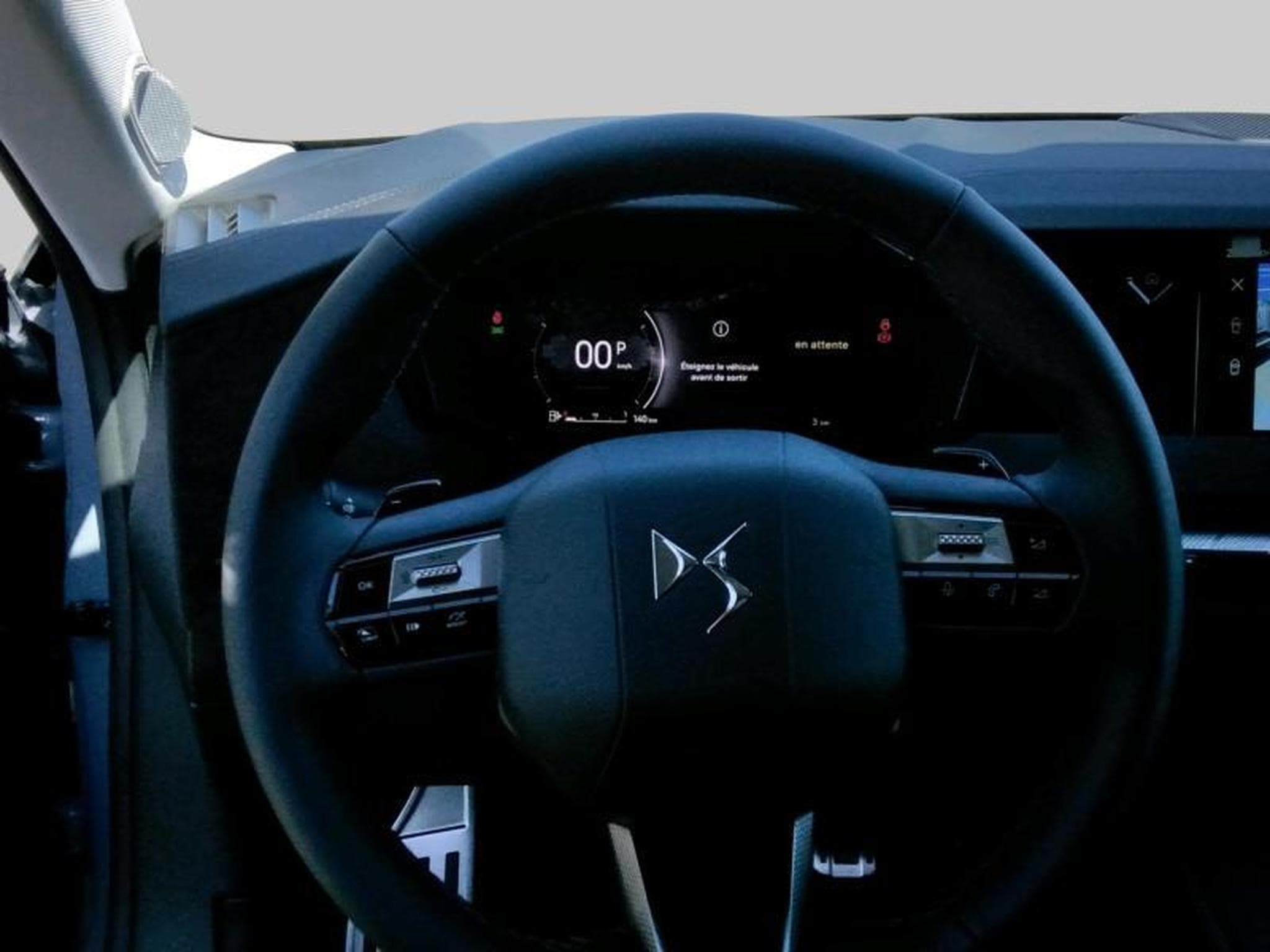 DS Automobiles DS4 ETOILE (2026) - Photo 14