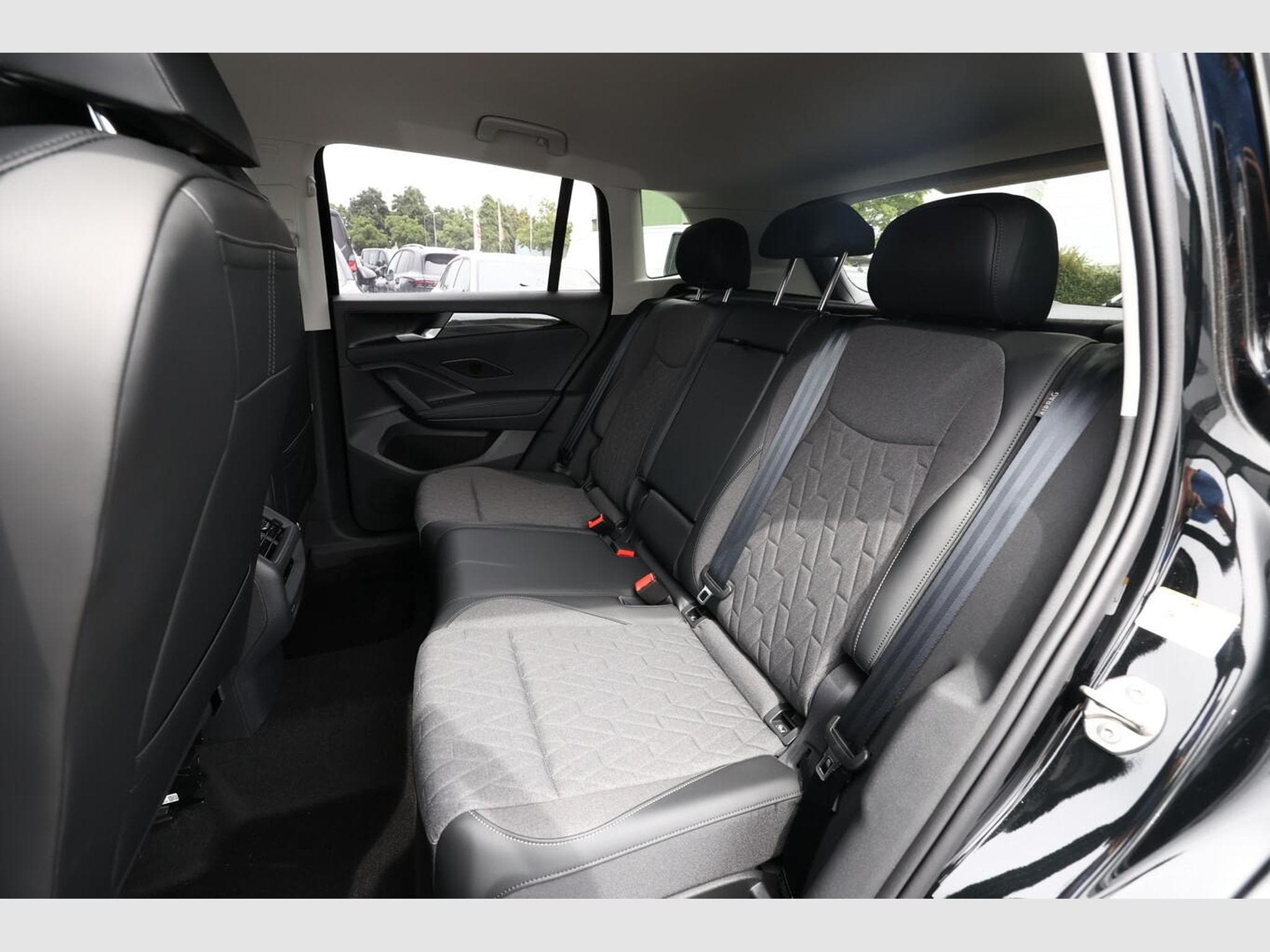 VW Tiguan DSG LED+ Nav (2026) - Photo 10