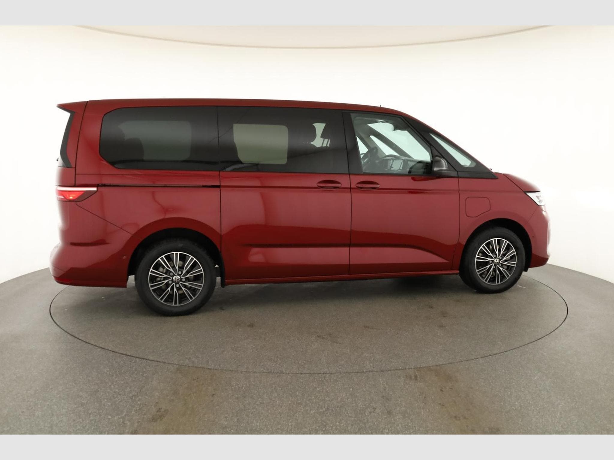 VW T7 eHybrid 4M Business (2026) - Photo 22