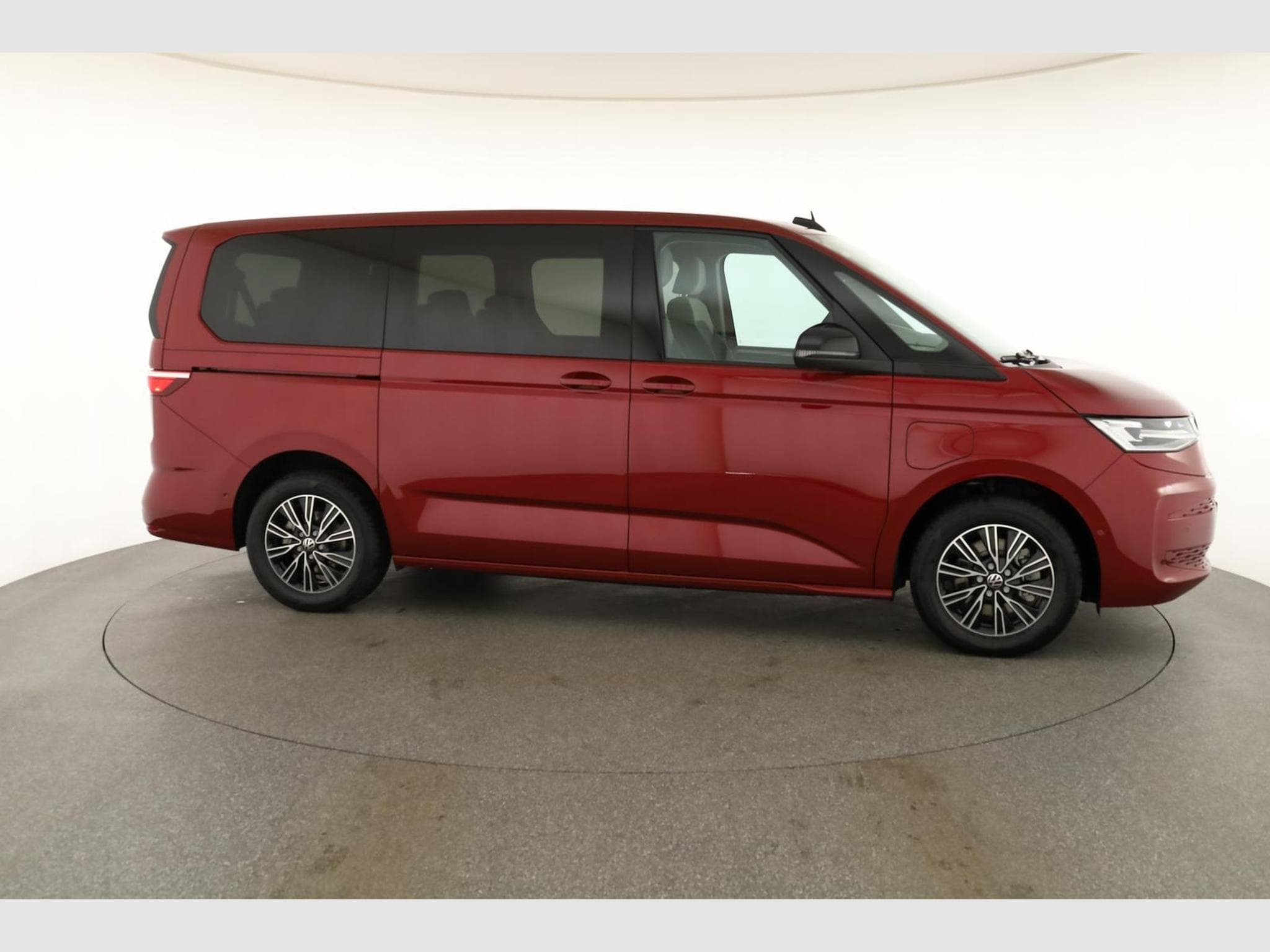 VW T7 eHybrid 4M Business (2026) - Photo 24