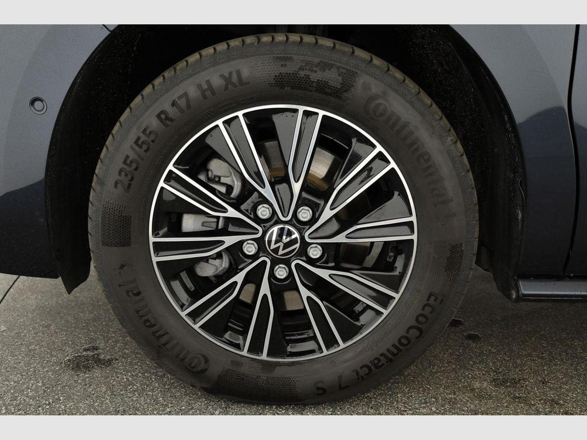 VW T7 eHybrid 4M Business (2026) - Photo 17