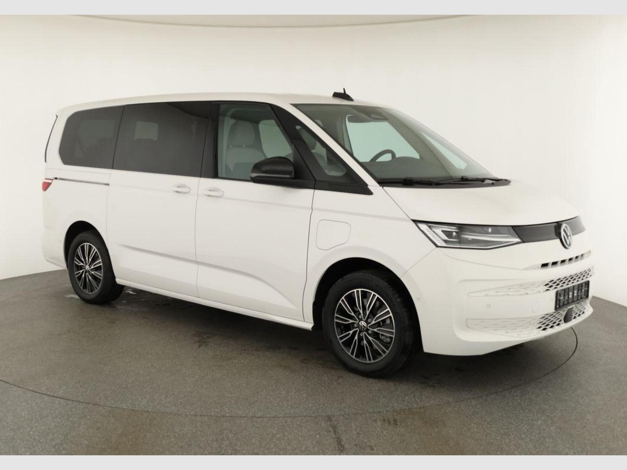 VW T7 eHybrid 4M Business (2026) - Photo 1