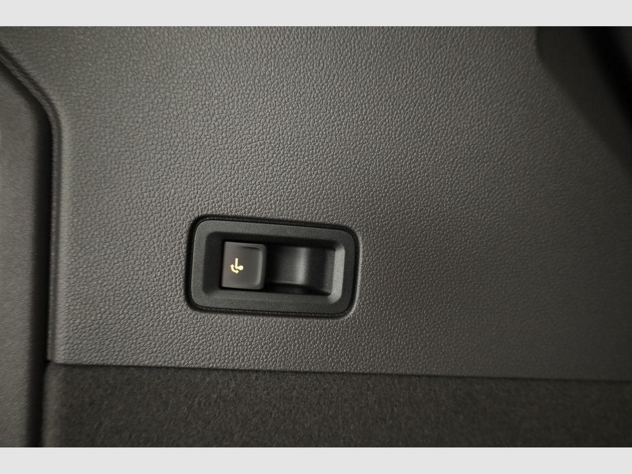 VW T7 eHybrid 4M Business (2026) - Photo 15