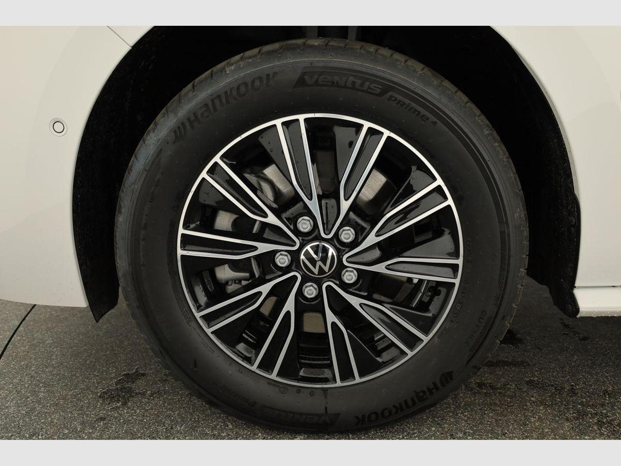VW T7 eHybrid 4M Business (2026) - Photo 17
