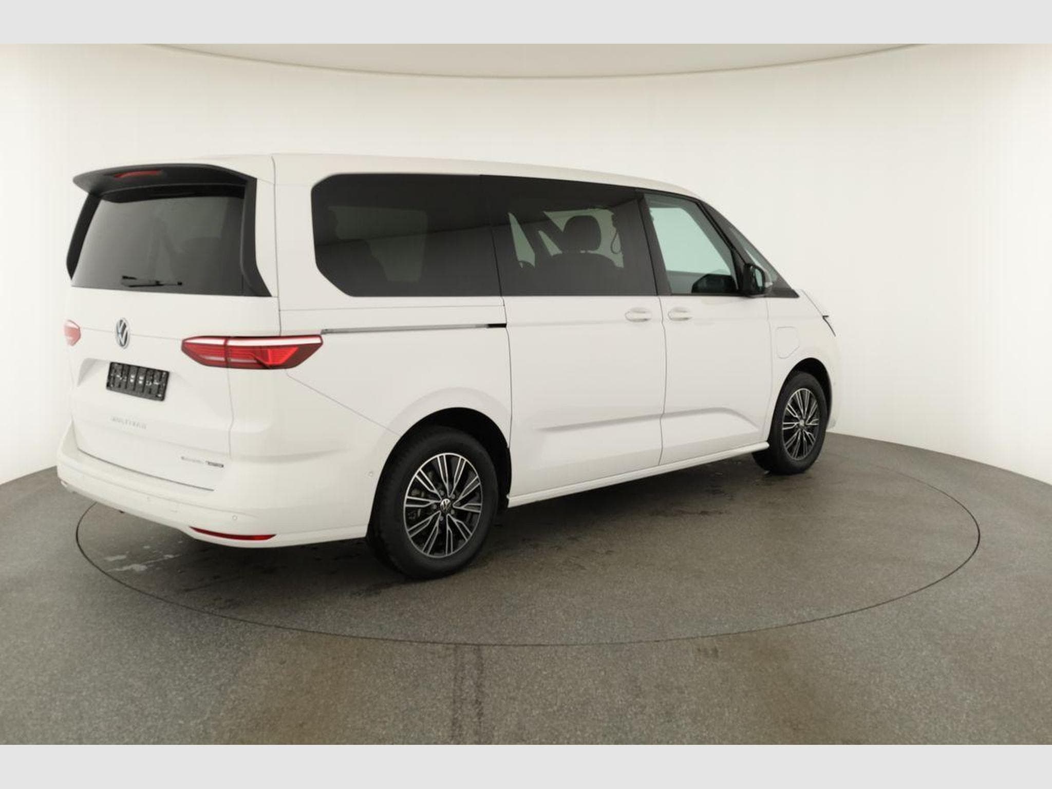VW T7 eHybrid 4M Business (2026) - Photo 21