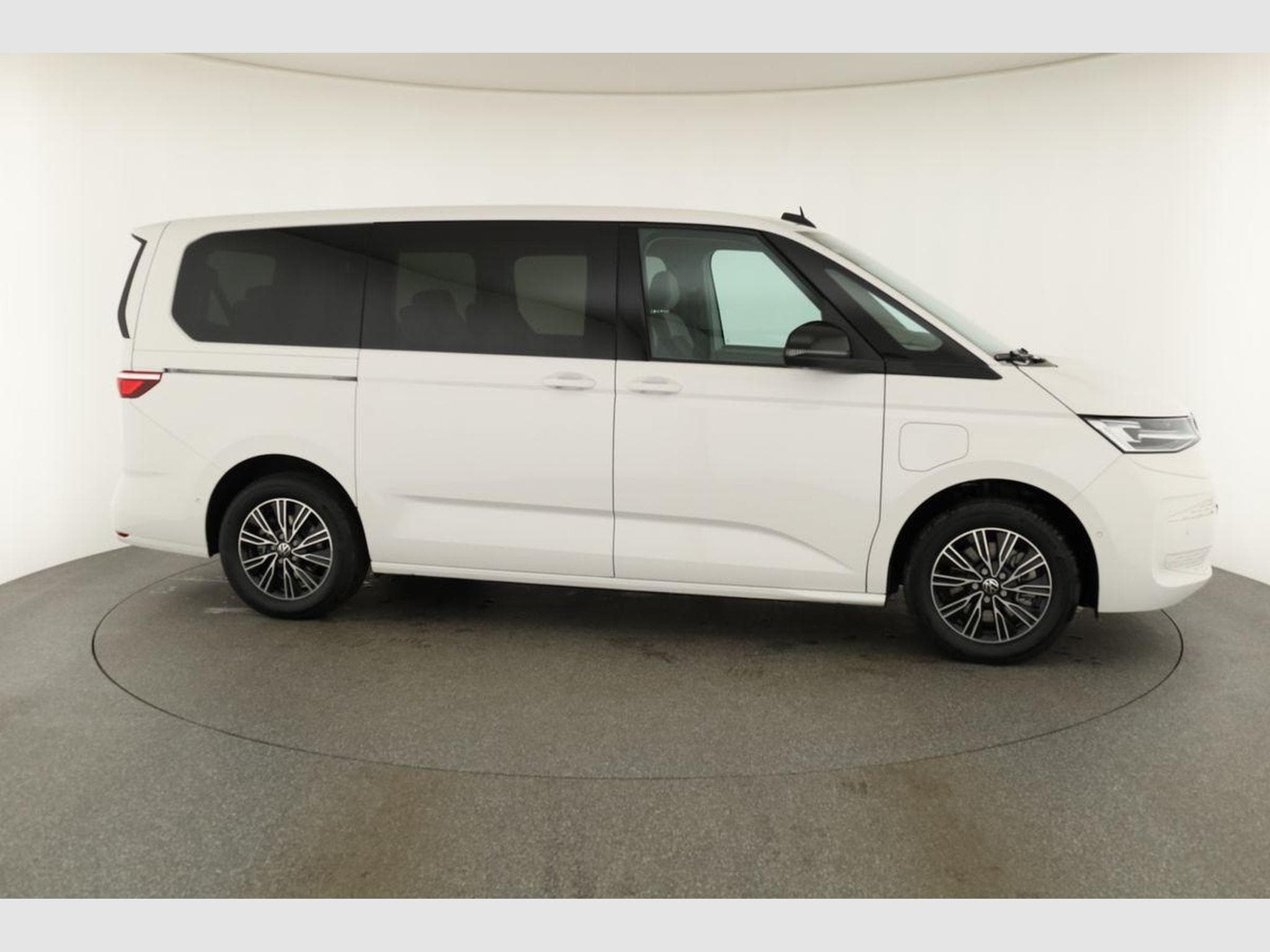 VW T7 eHybrid 4M Business (2026) - Photo 25