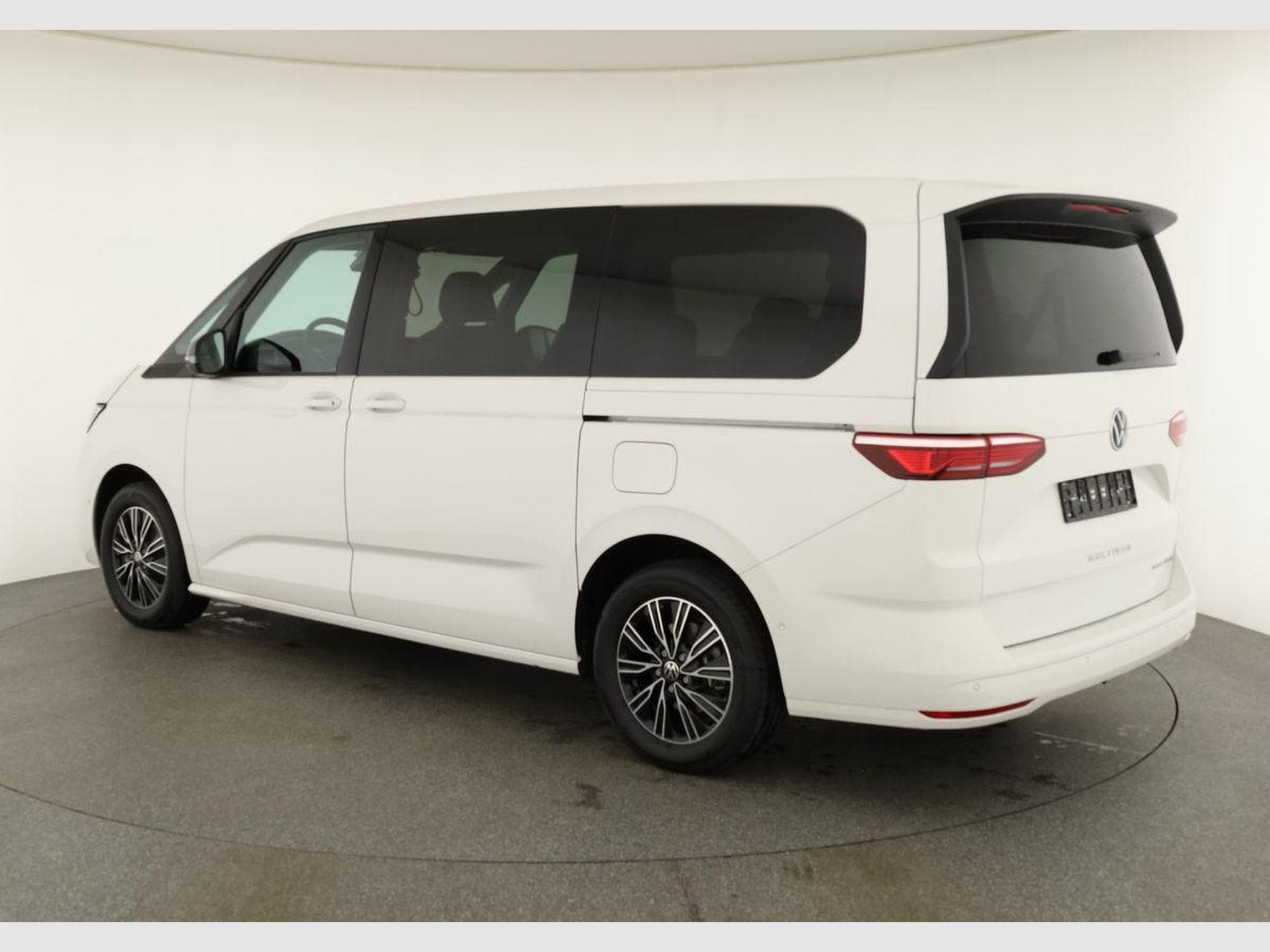 VW T7 eHybrid 4M Business (2026) - Photo 3