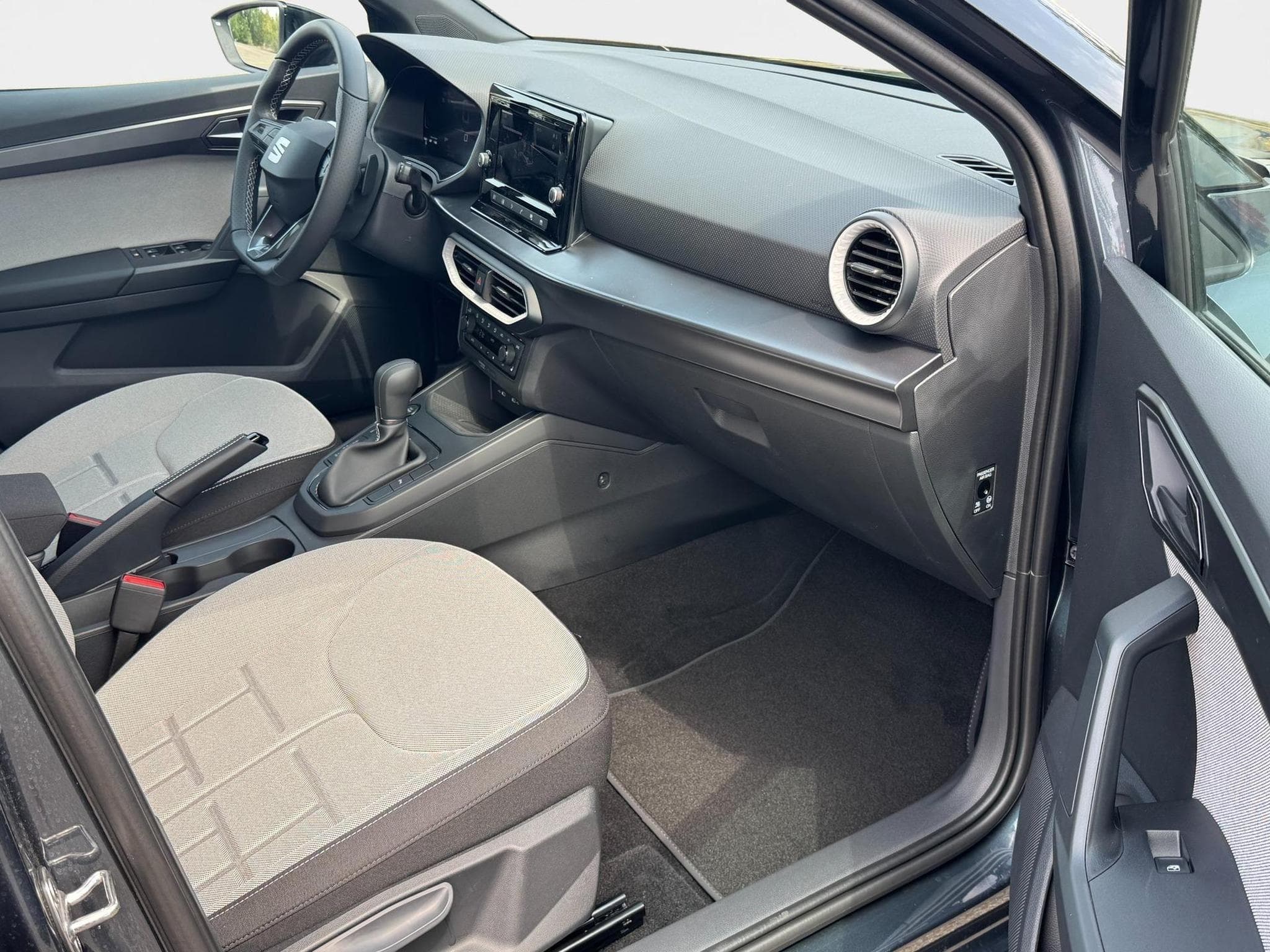 Seat Arona FR 1.5 TSI (2026) - Photo 15