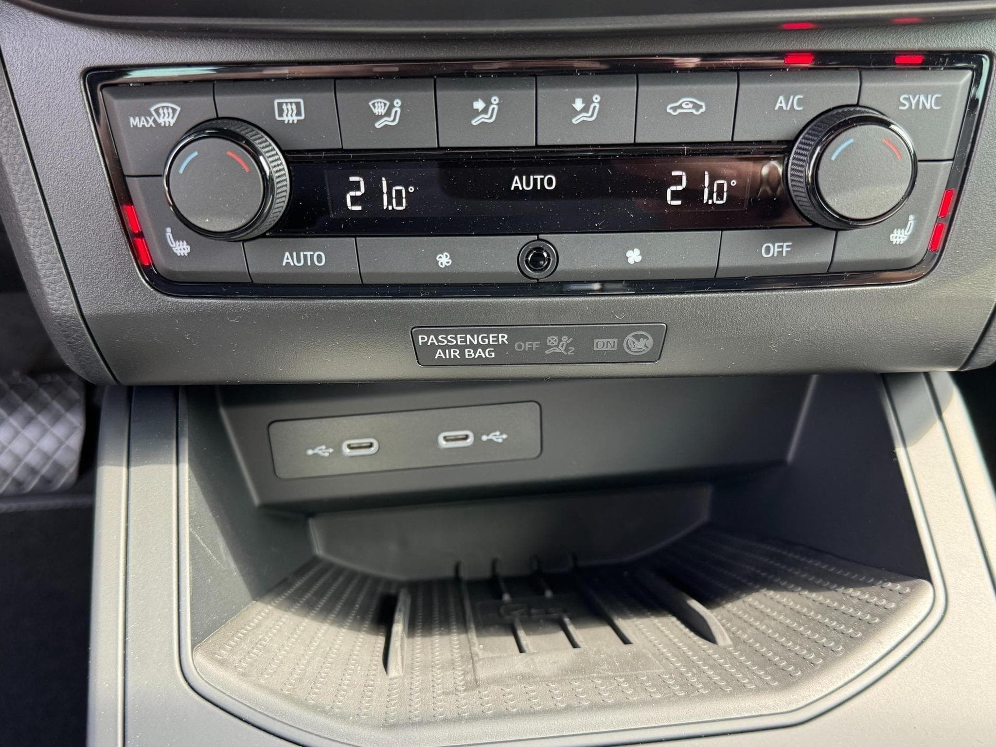 Seat Arona FR 1.5 TSI (2026) - Photo 19